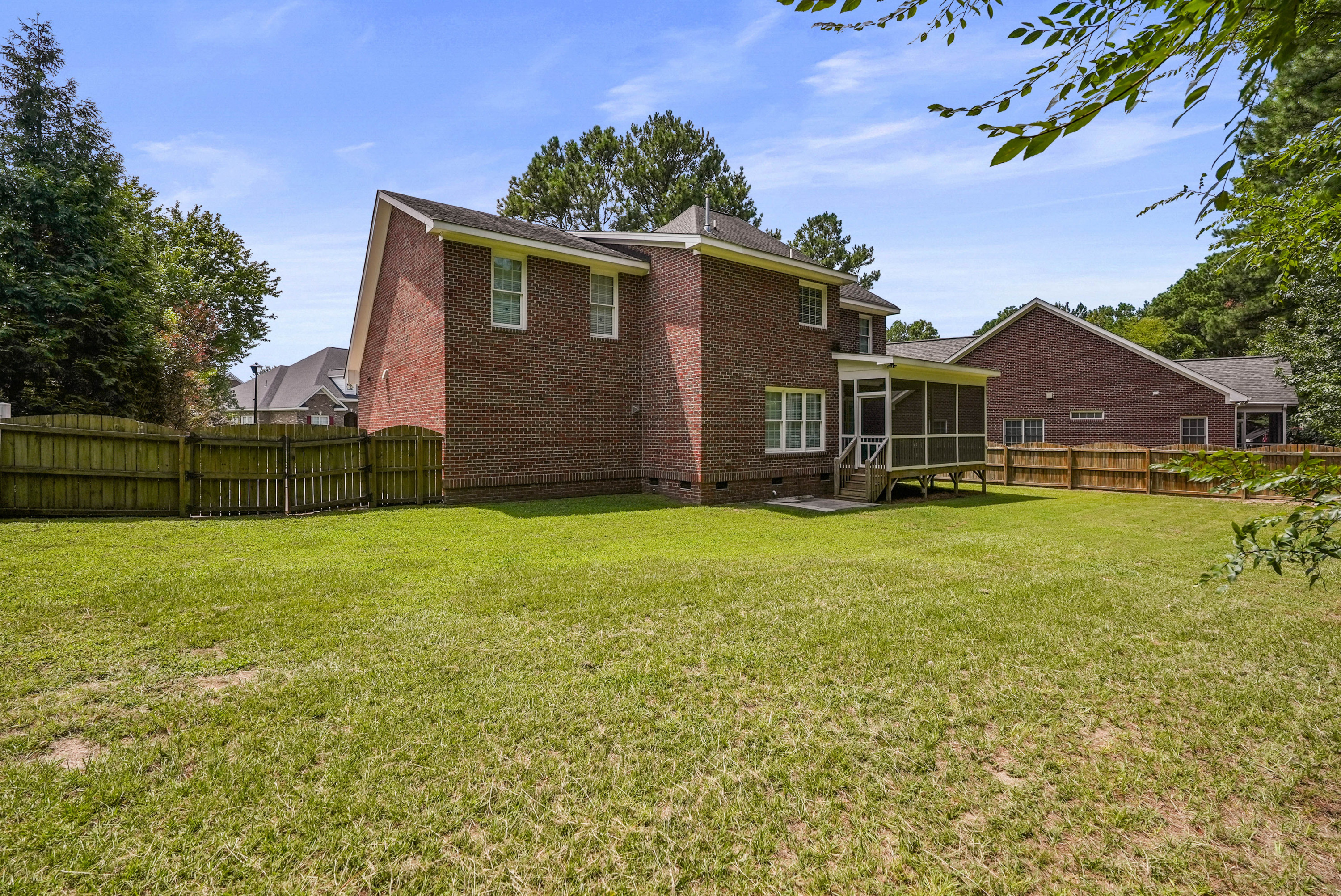 1109 Clematis Street Property Photo 8