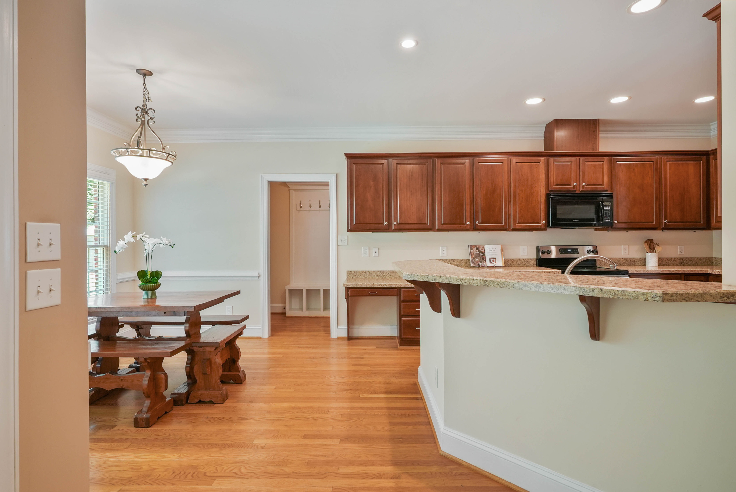 1109 Clematis Street Property Photo 21