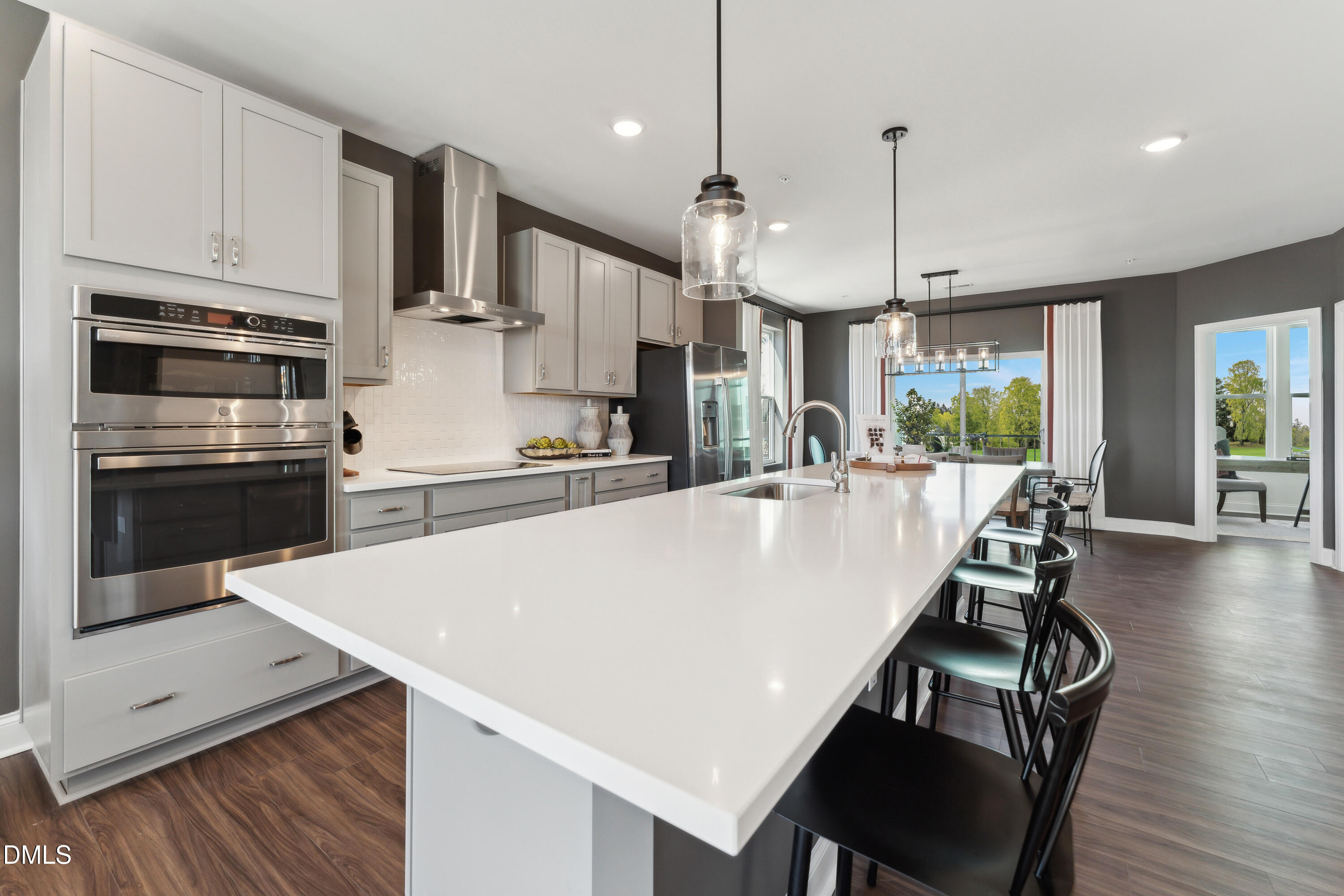 100 Ailey Brook Way #200 Property Photo 4