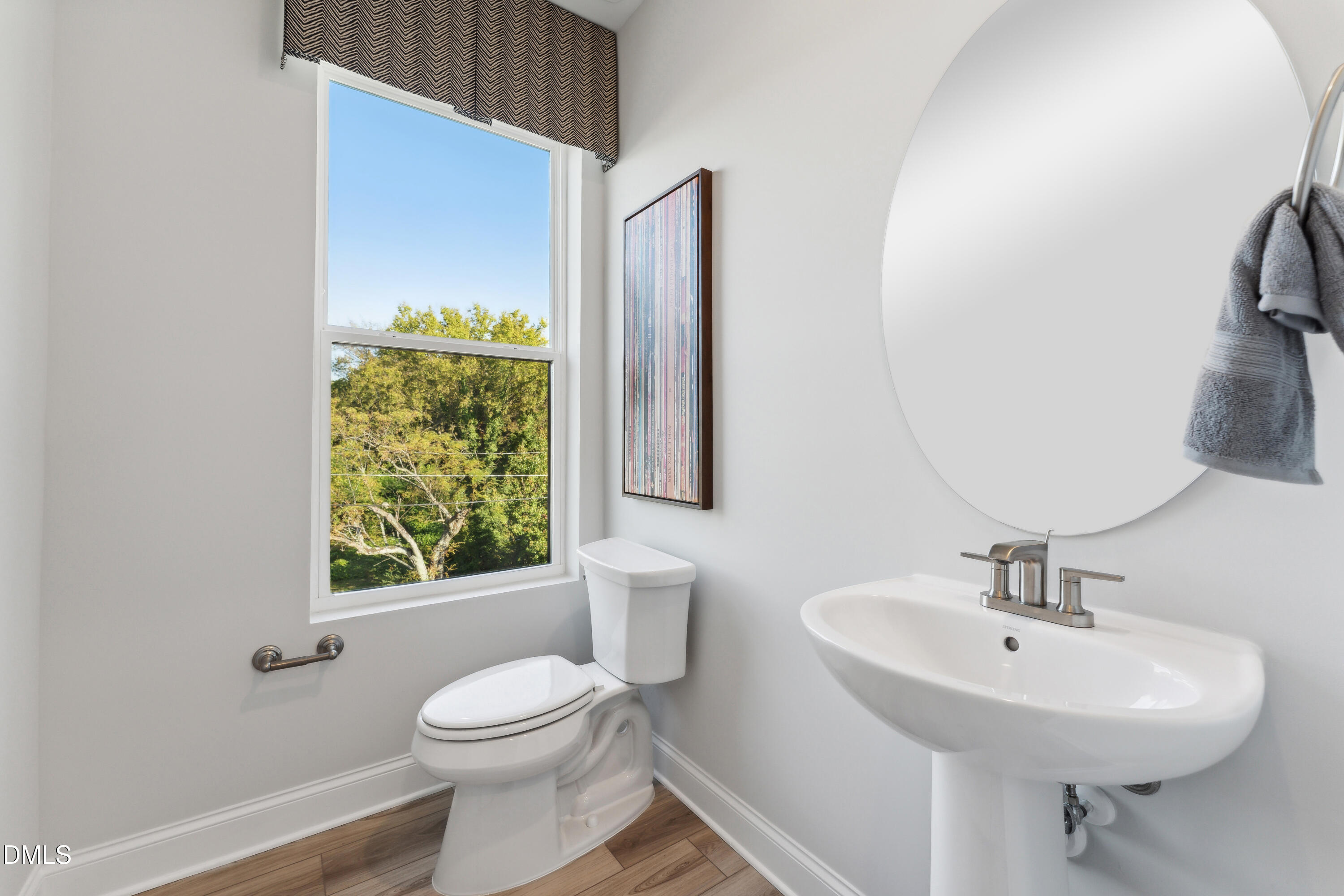 100 Ailey Brook Way #200 Property Photo 12