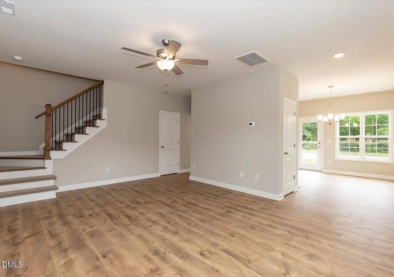 705 E Spruce Street Property Photo 5