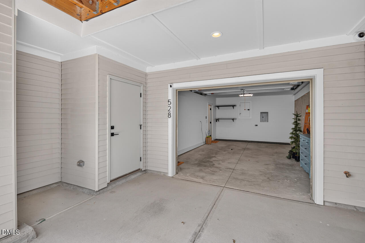 528 N Roxboro Street Property Photo 29