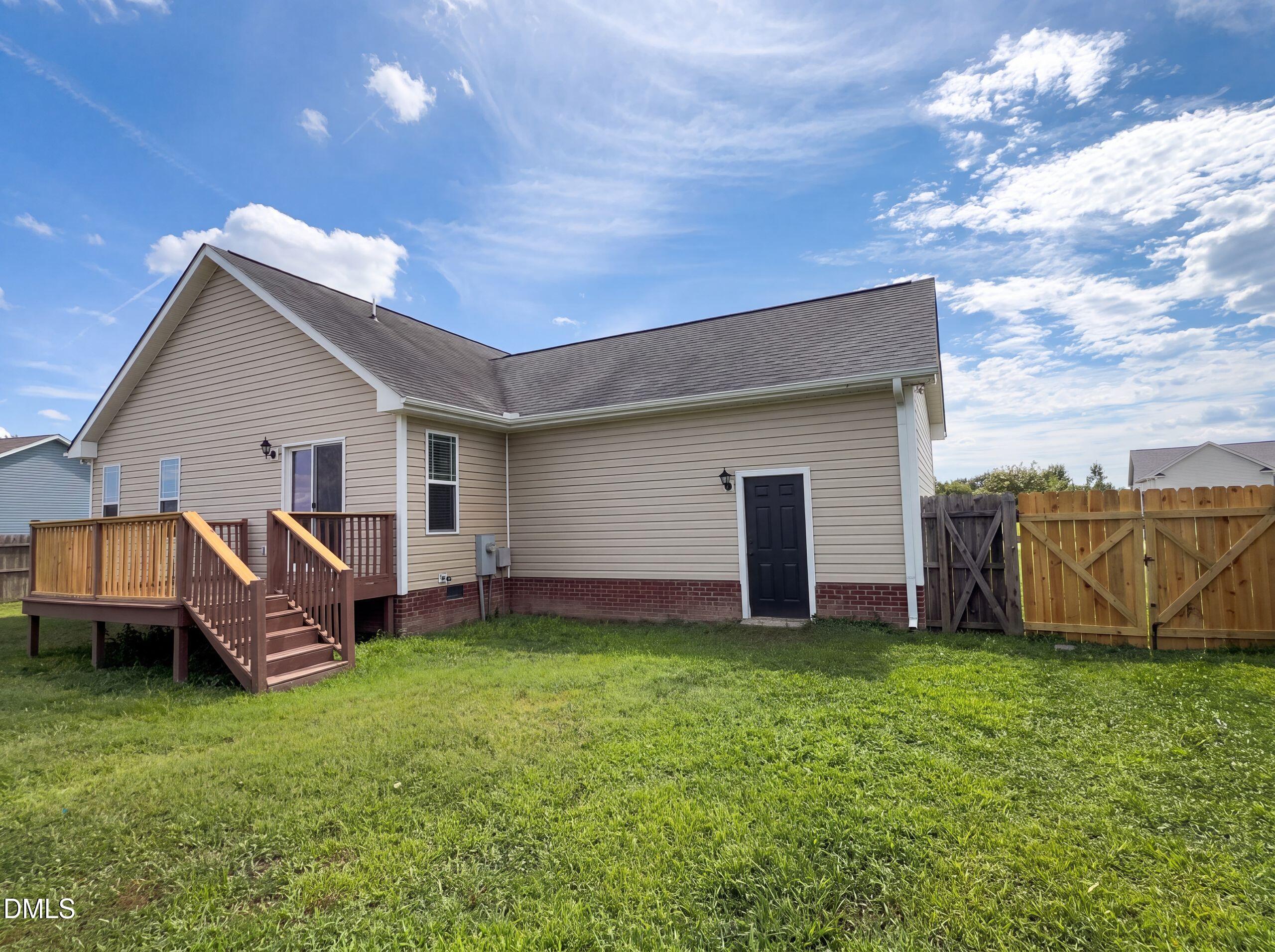 208 Settlers Pointe Drive Property Photo 20