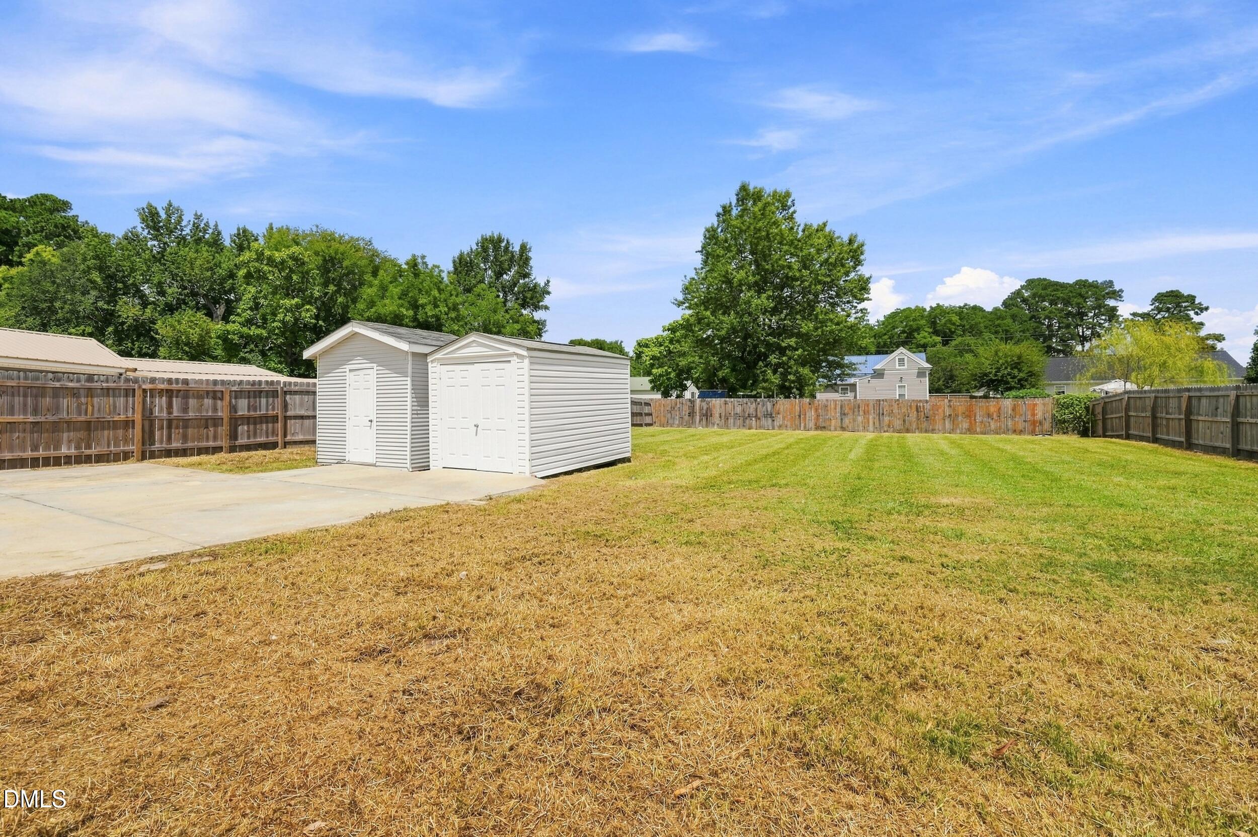 206 W Woodall Street Property Photo 25