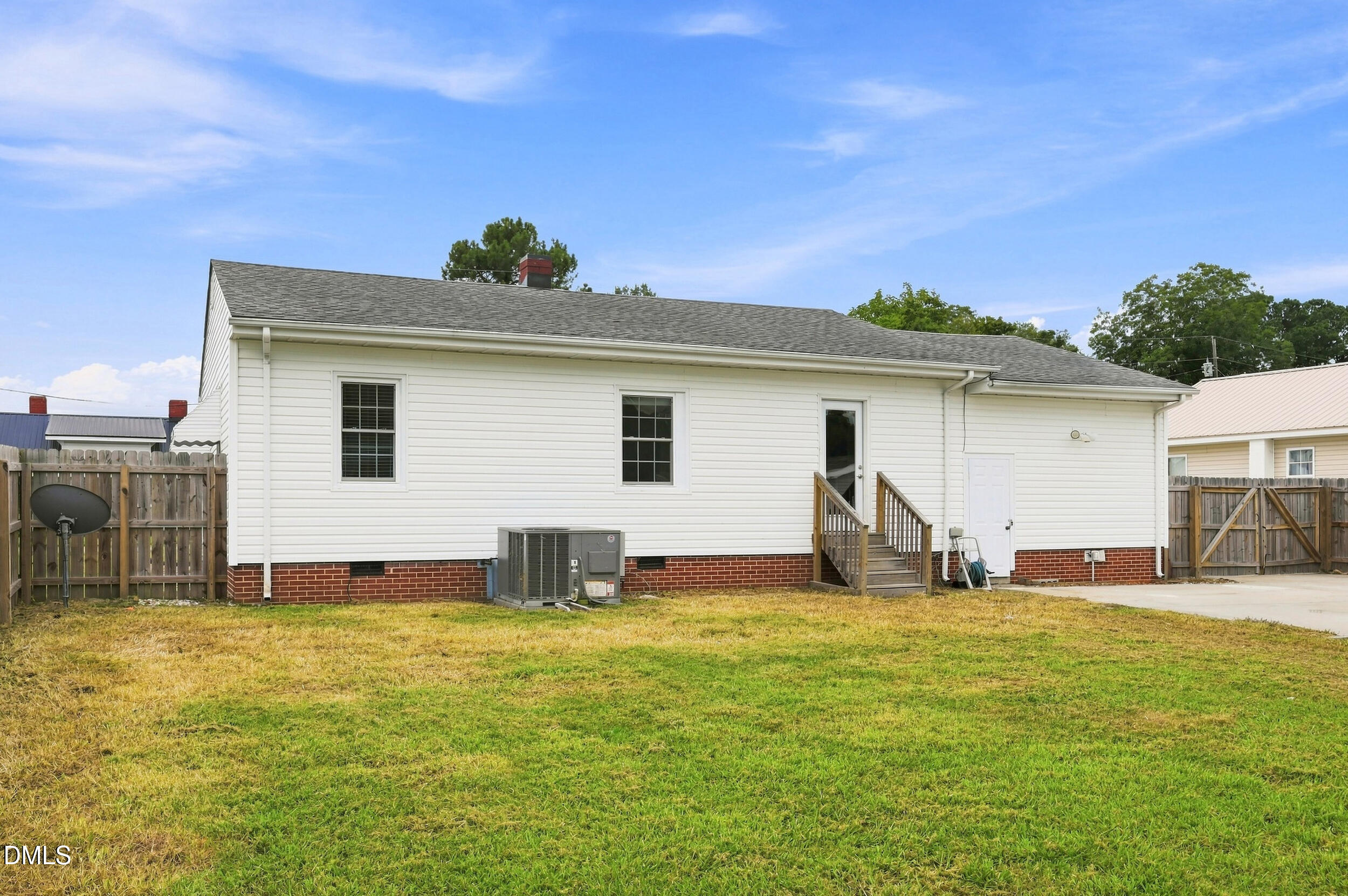206 W Woodall Street Property Photo 27