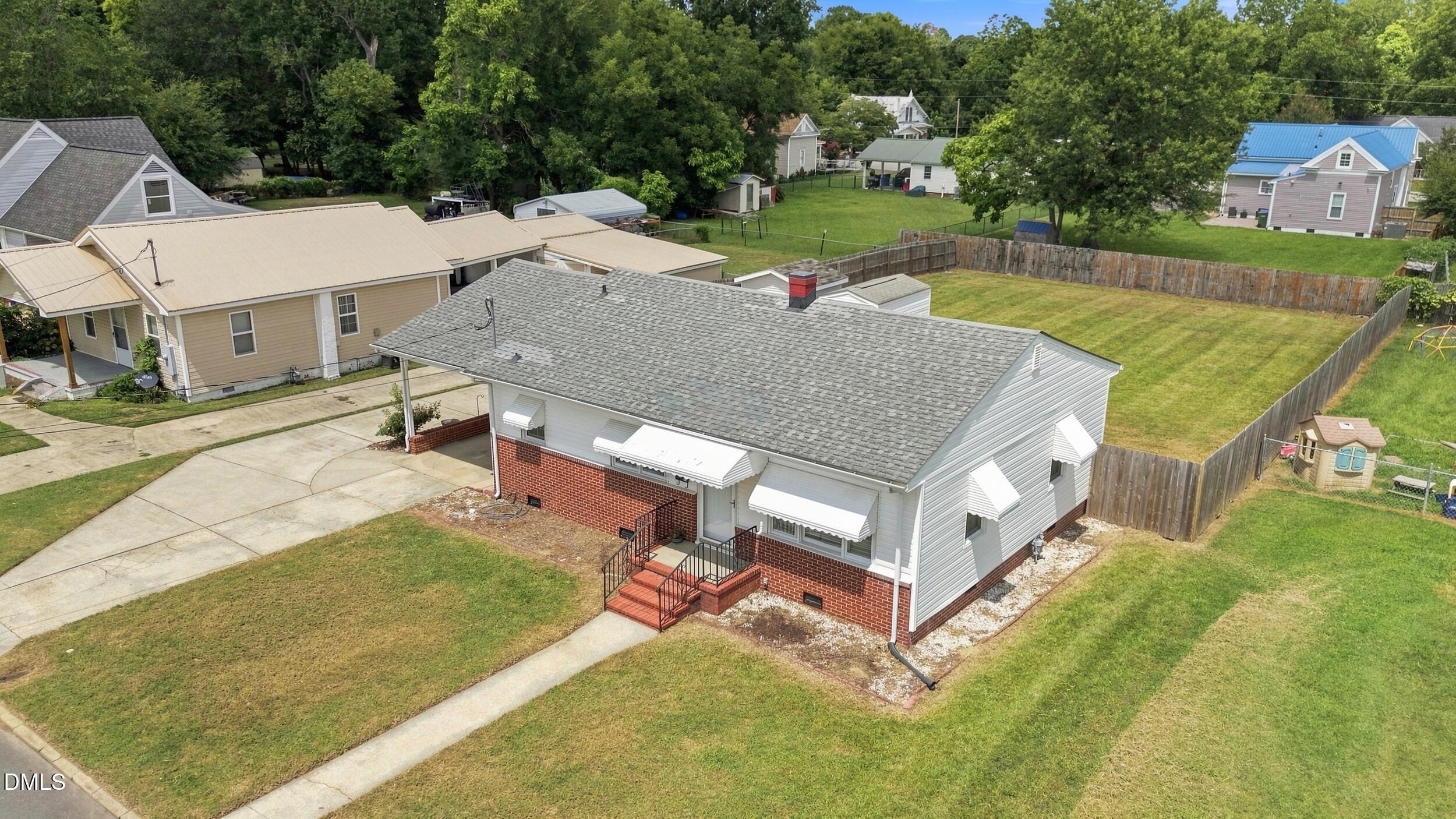 206 W Woodall Street Property Photo 29