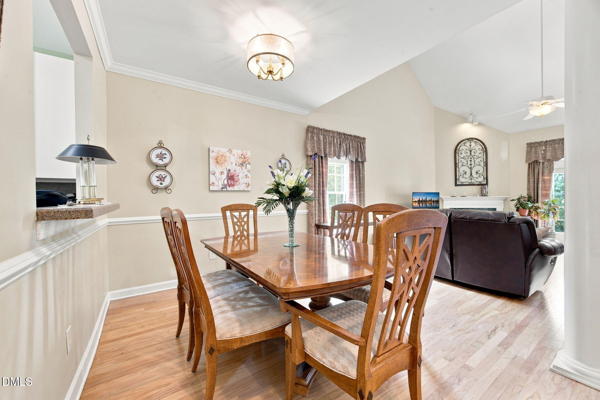 1601 Poets Glade Drive Property Photo 10
