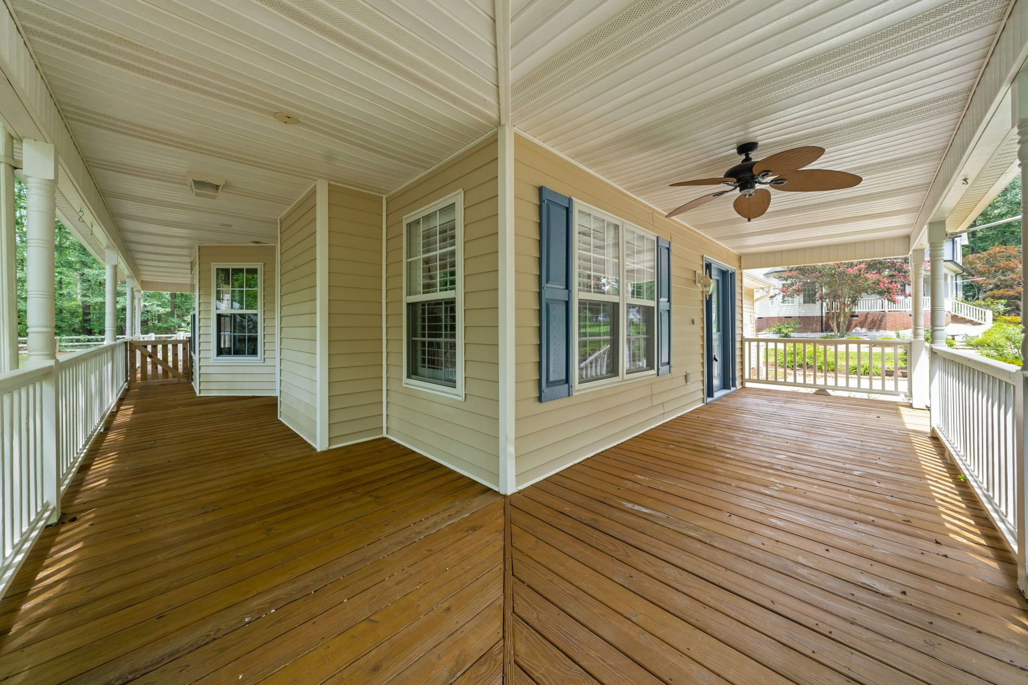 178 Windsor Green Drive Property Photo 4
