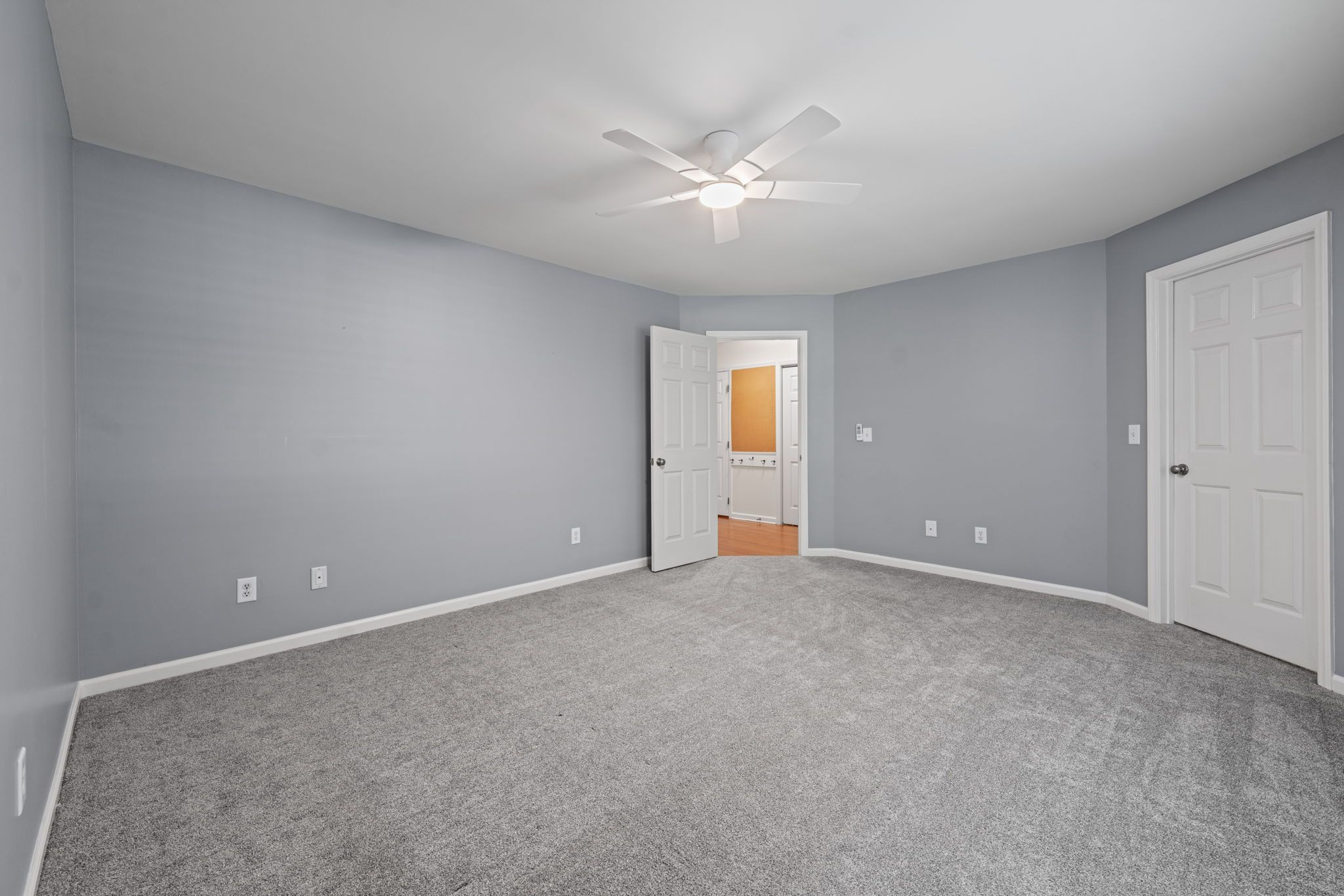 178 Windsor Green Drive Property Photo 26