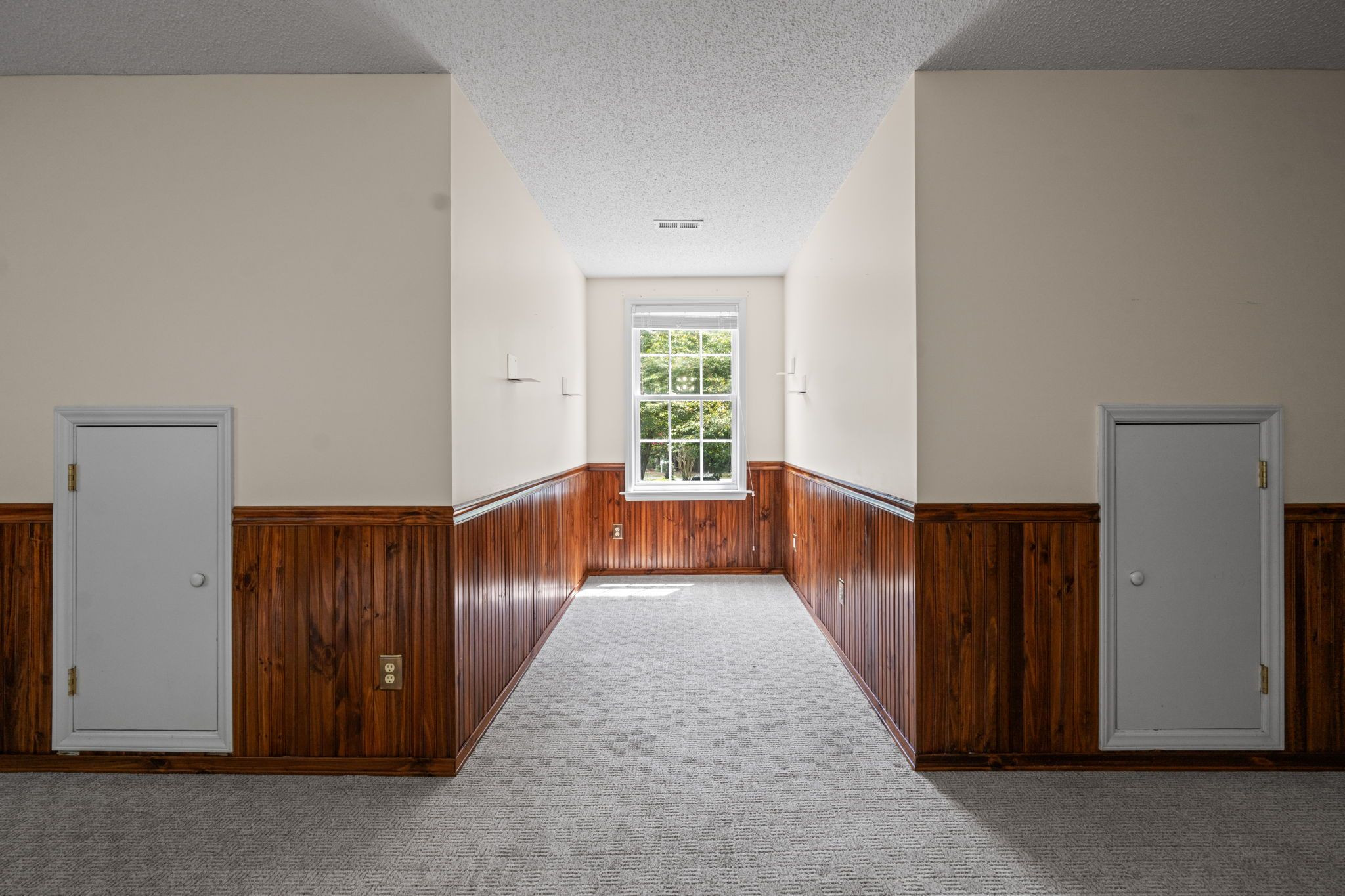 178 Windsor Green Drive Property Photo 33