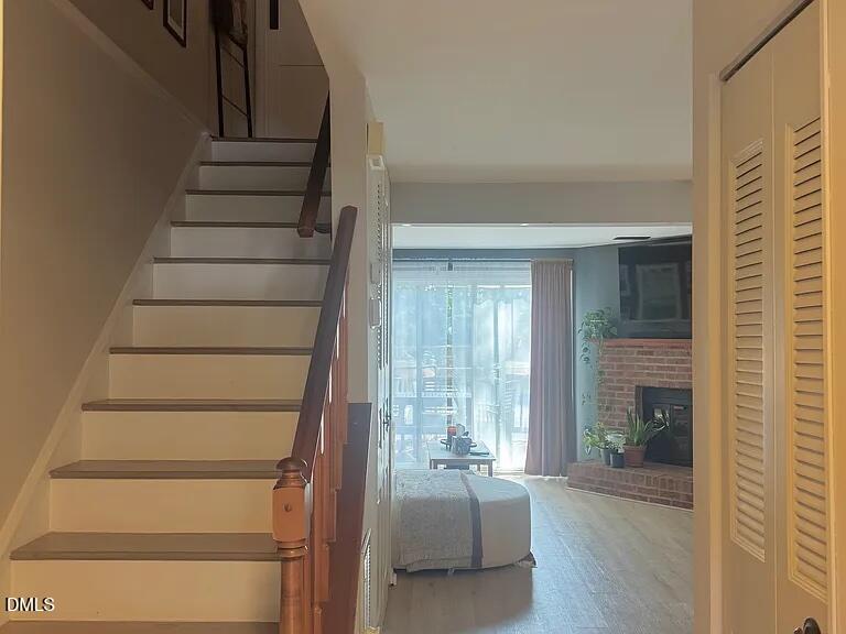 7713 Crown Crest Court Property Photo 12