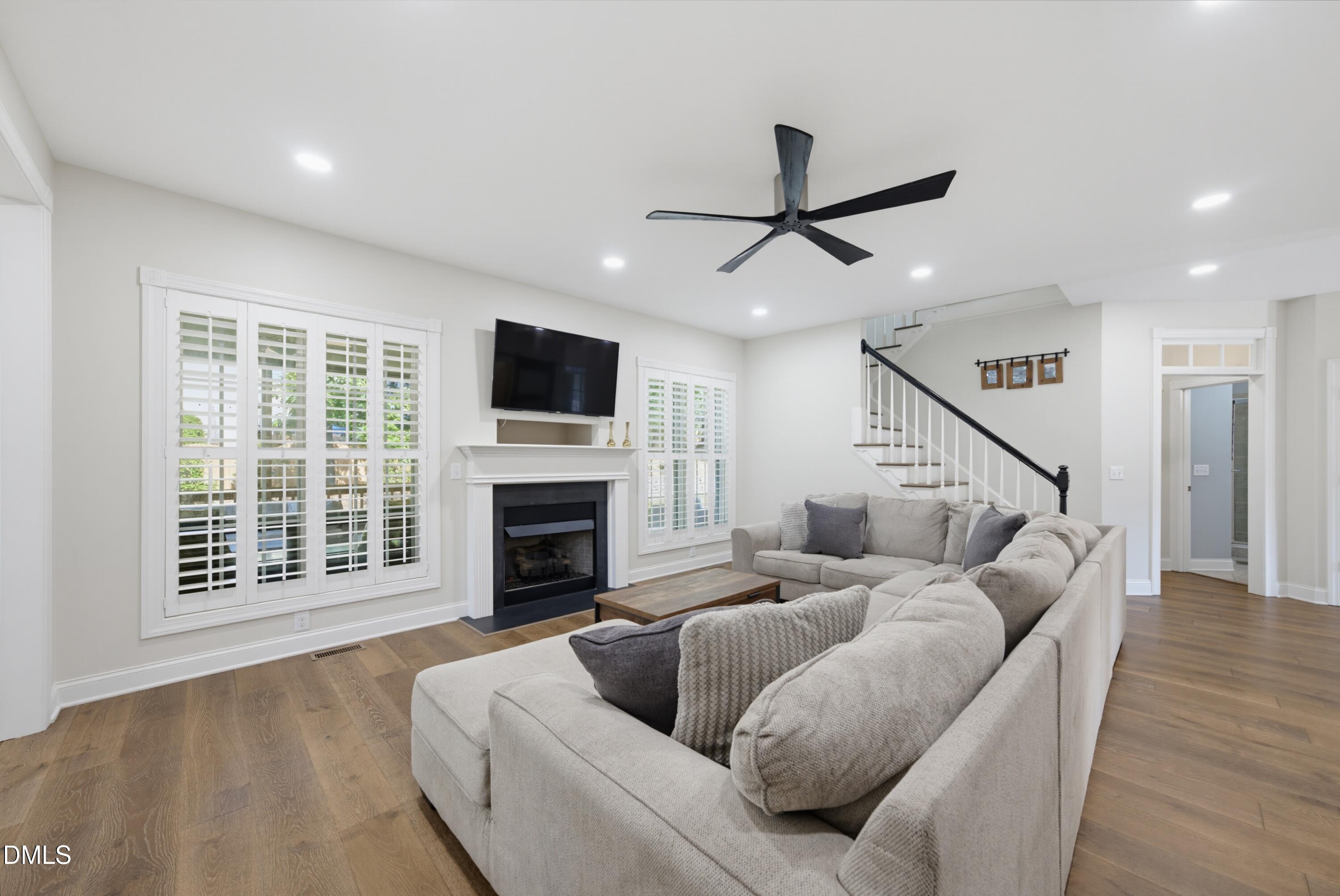 1141 Bexley Hills Bend Property Photo 10