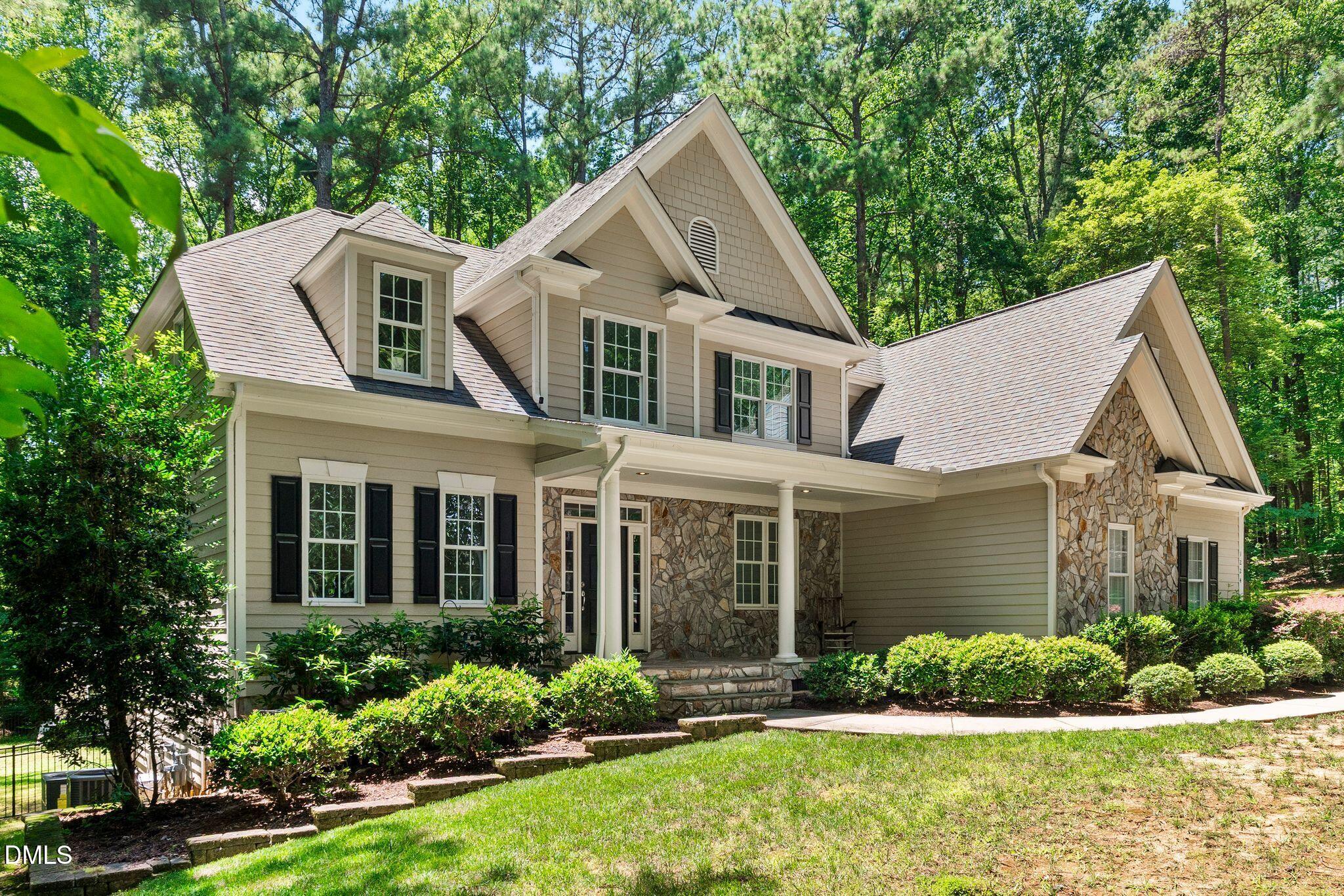 1224 Mauldin Circle Property Photo 2