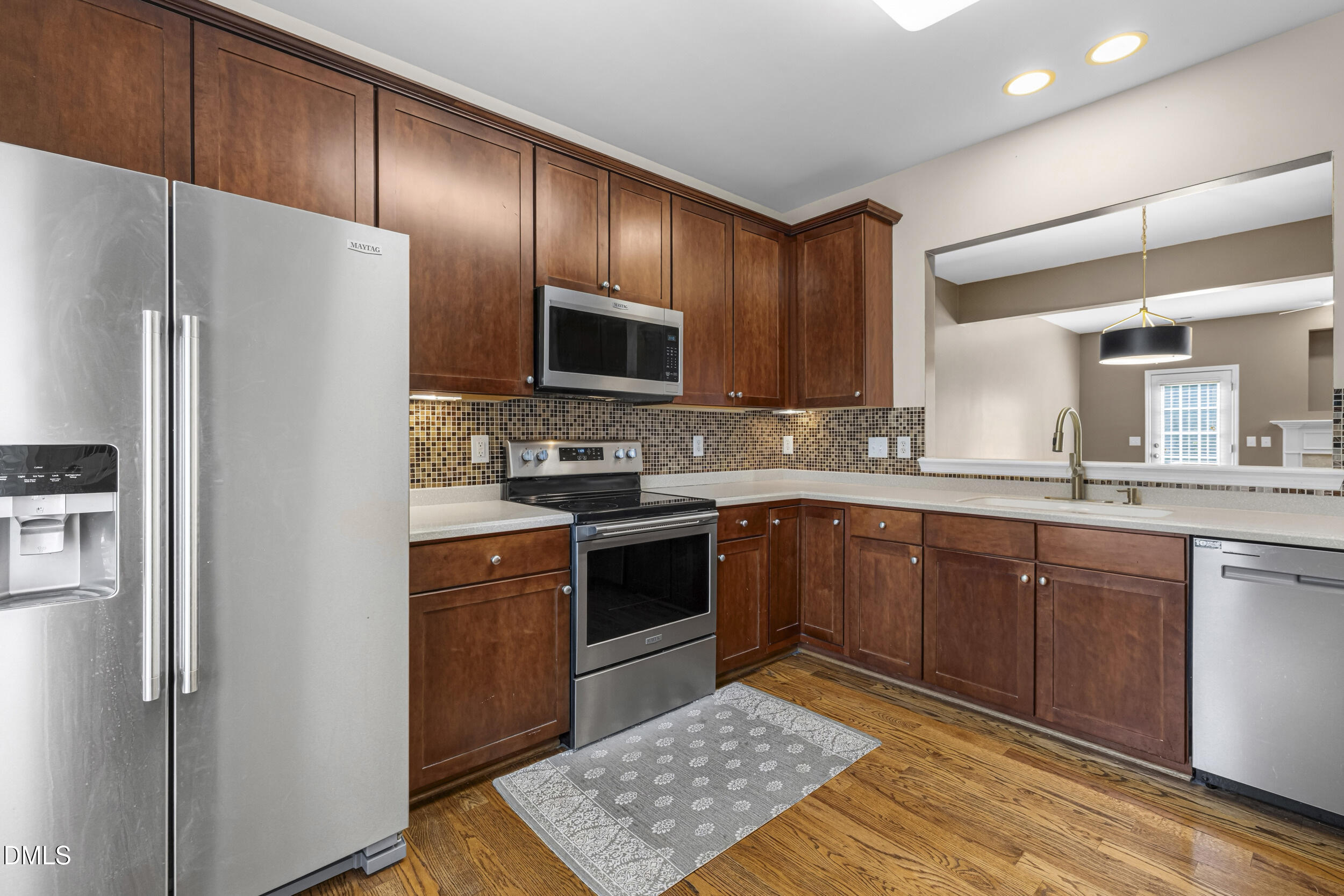 3024 Settle In Lane Property Photo 9