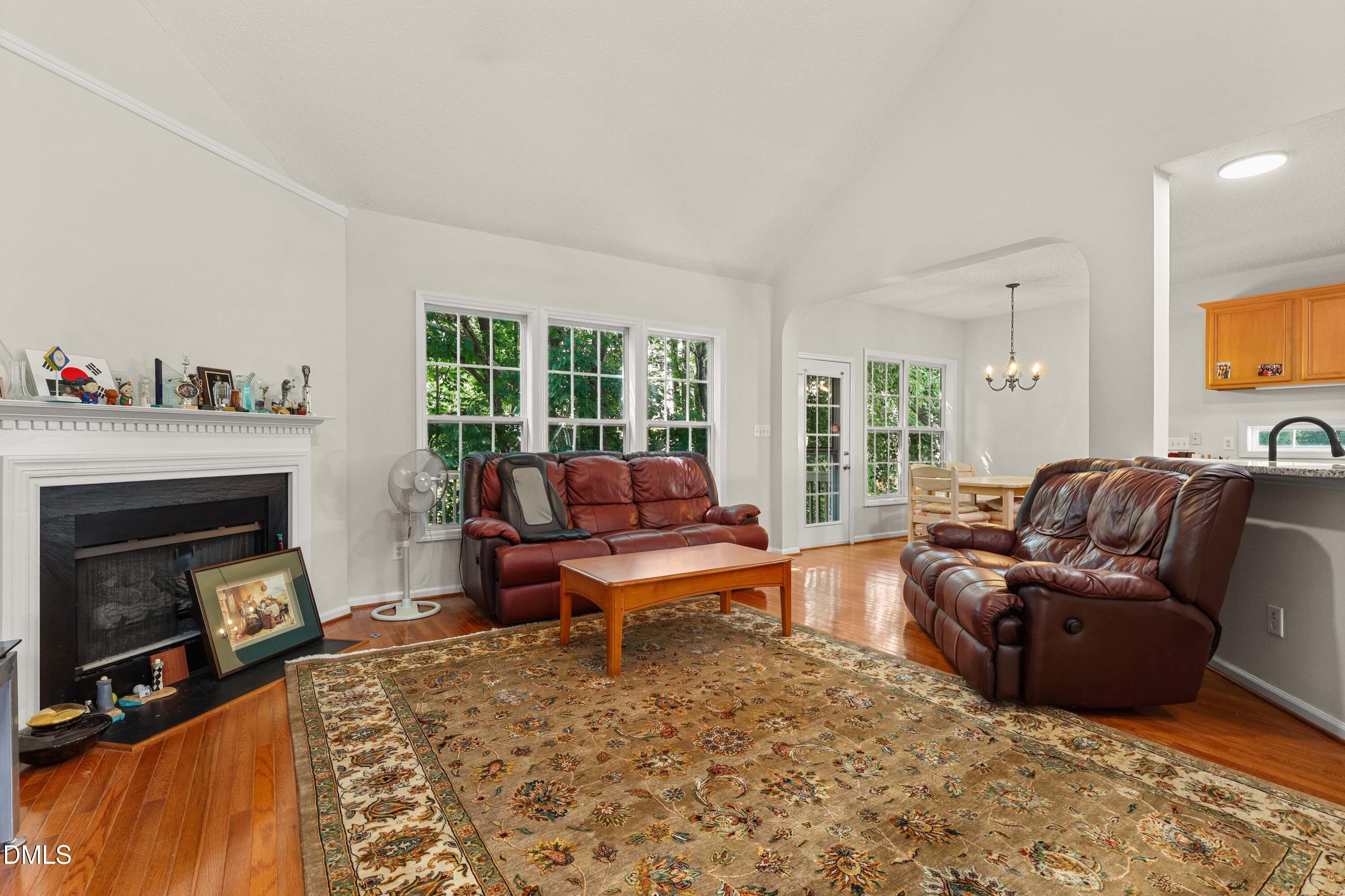 5512 Windy Gap Court Property Photo 6