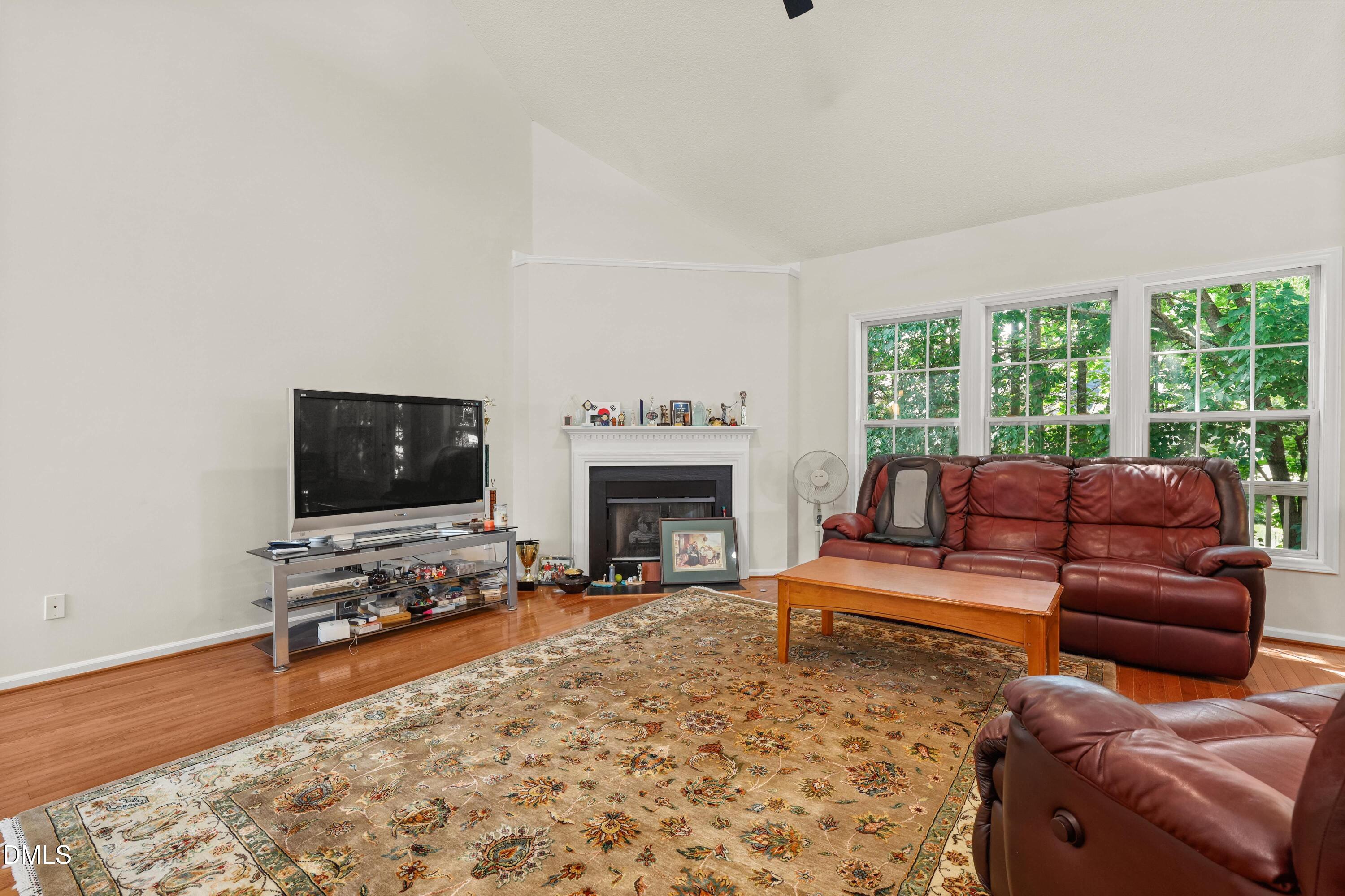 5512 Windy Gap Court Property Photo 7