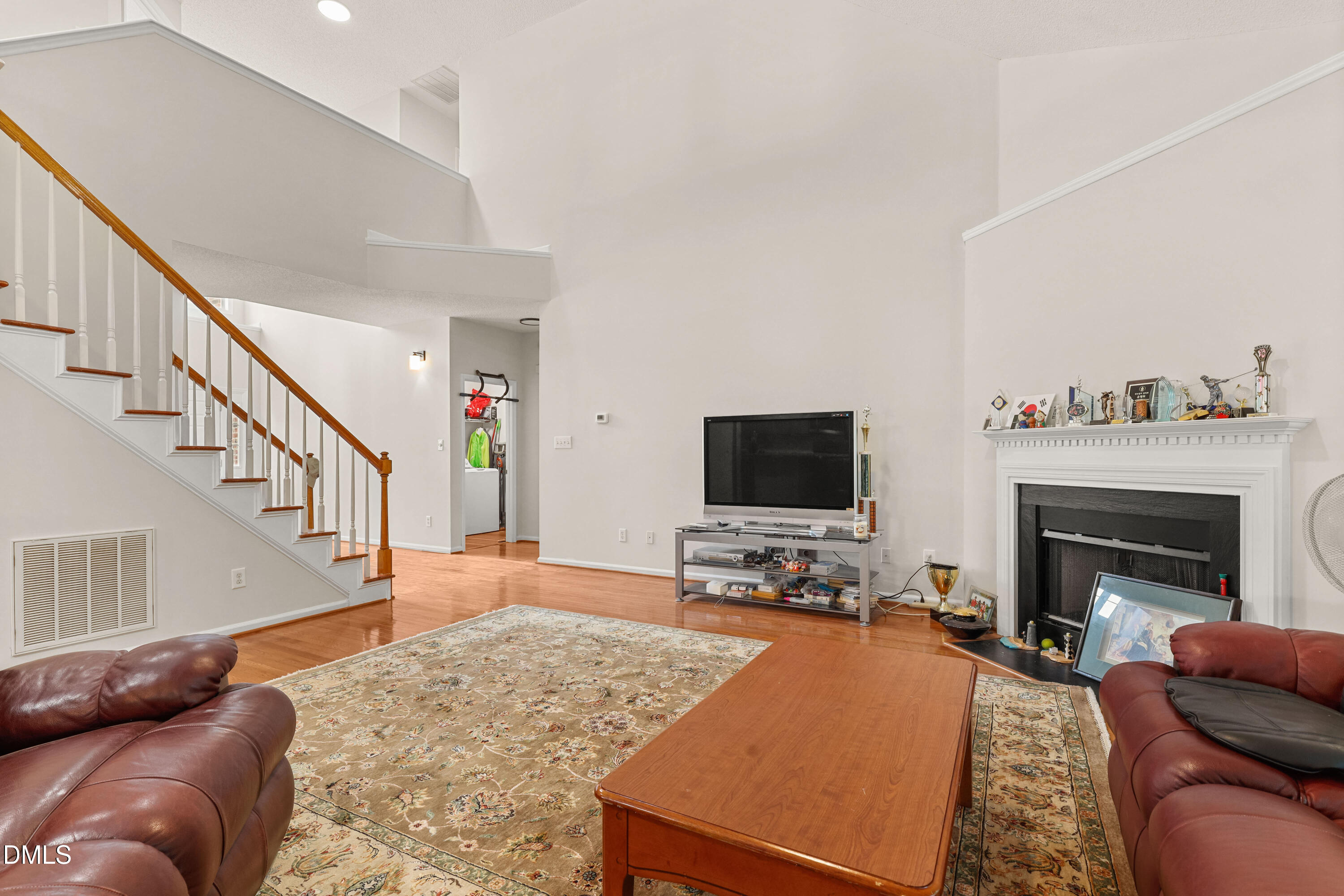 5512 Windy Gap Court Property Photo 8