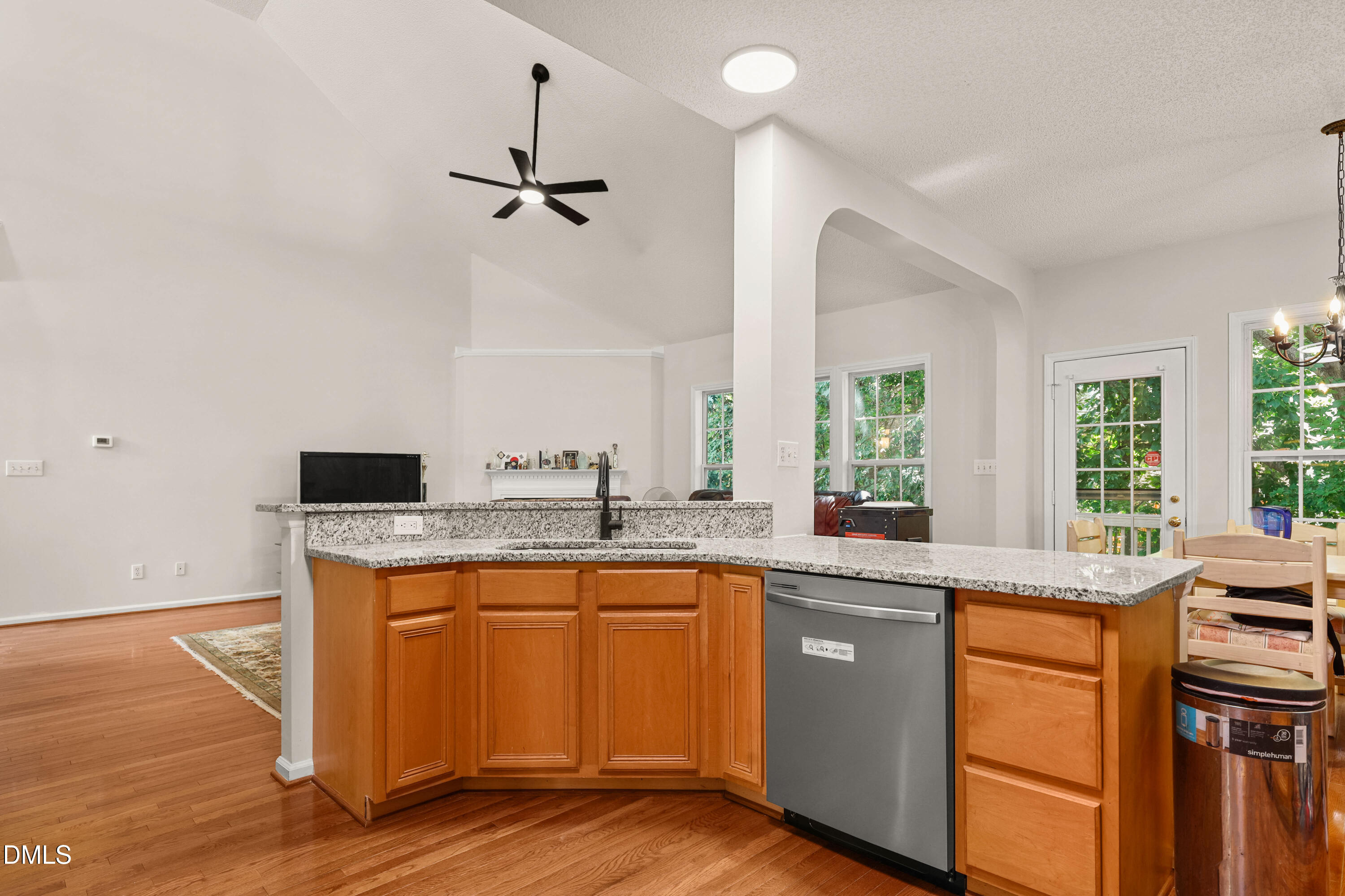 5512 Windy Gap Court Property Photo 11