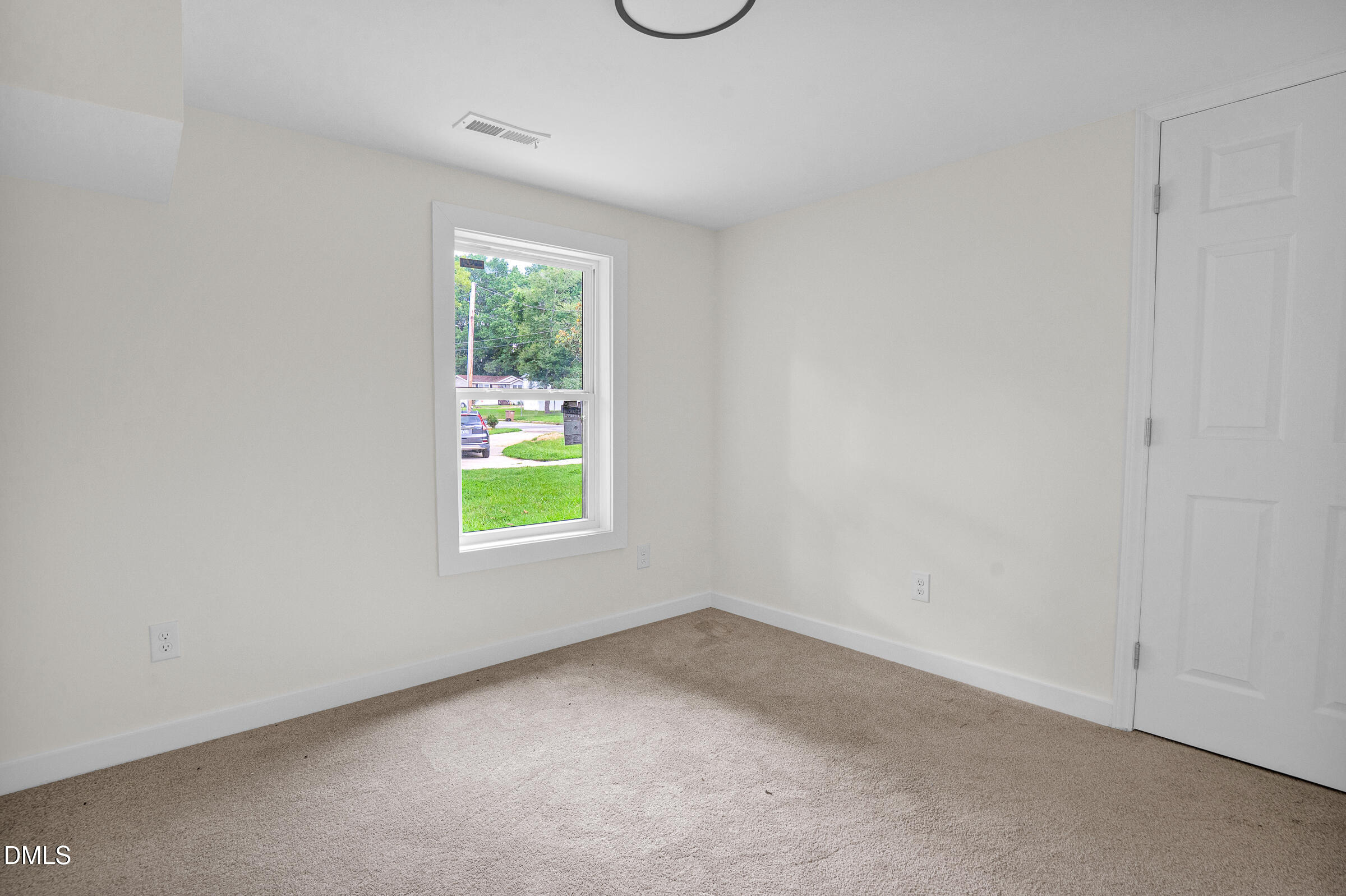 630 E Pine Avenue Property Photo 13