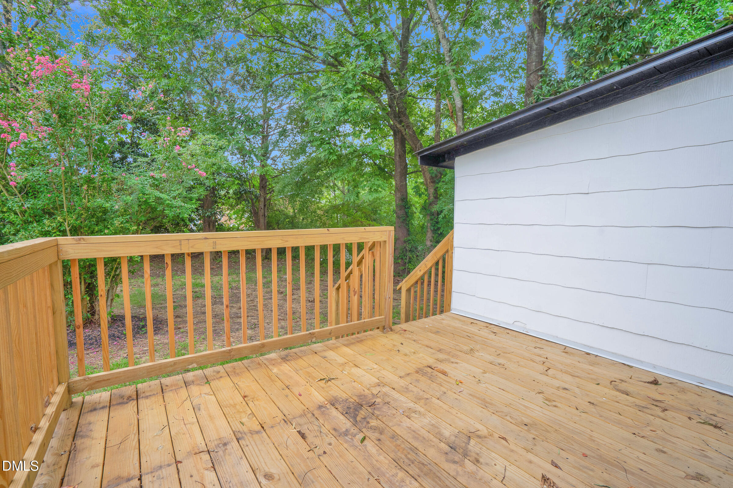 630 E Pine Avenue Property Photo 20