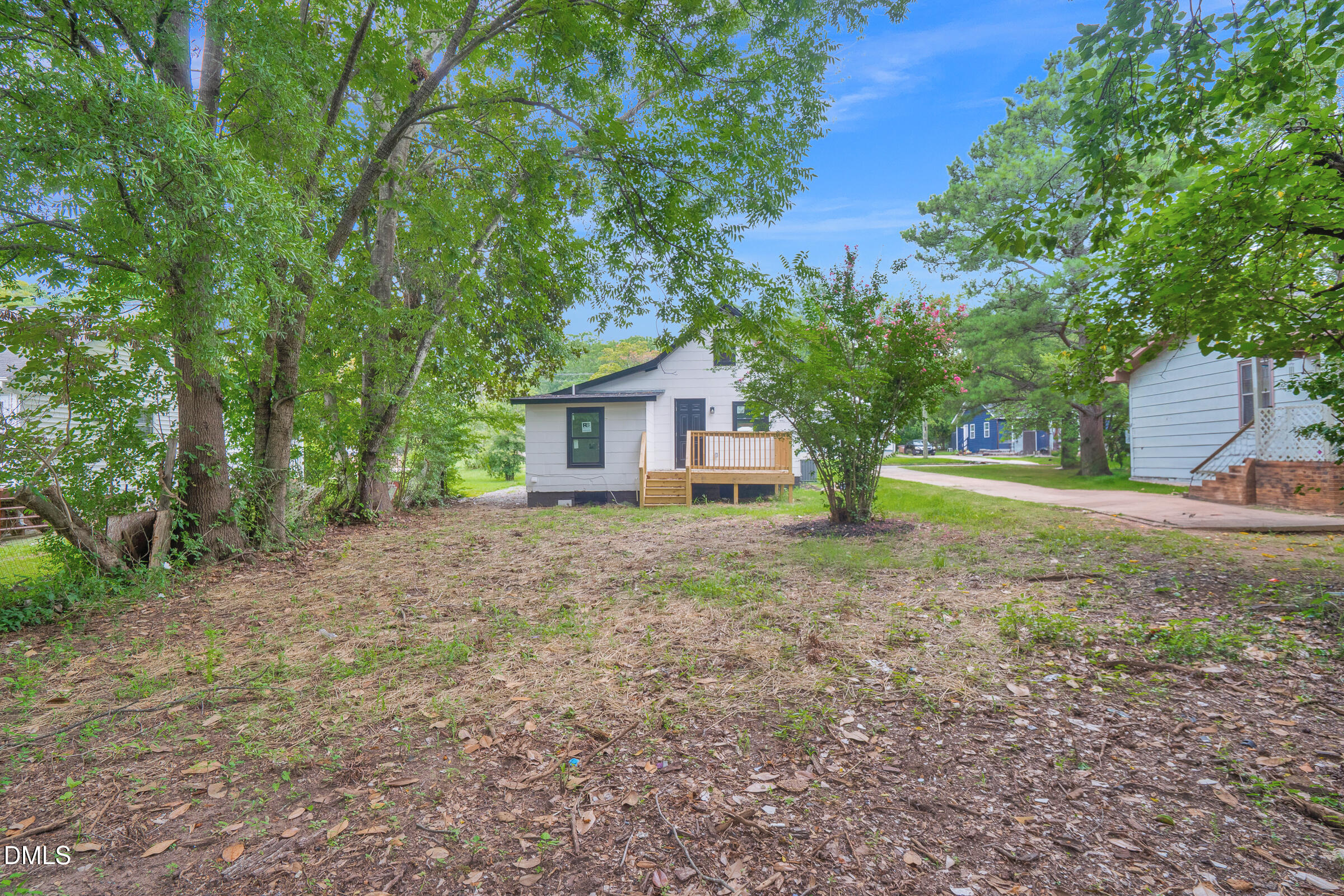 630 E Pine Avenue Property Photo 21
