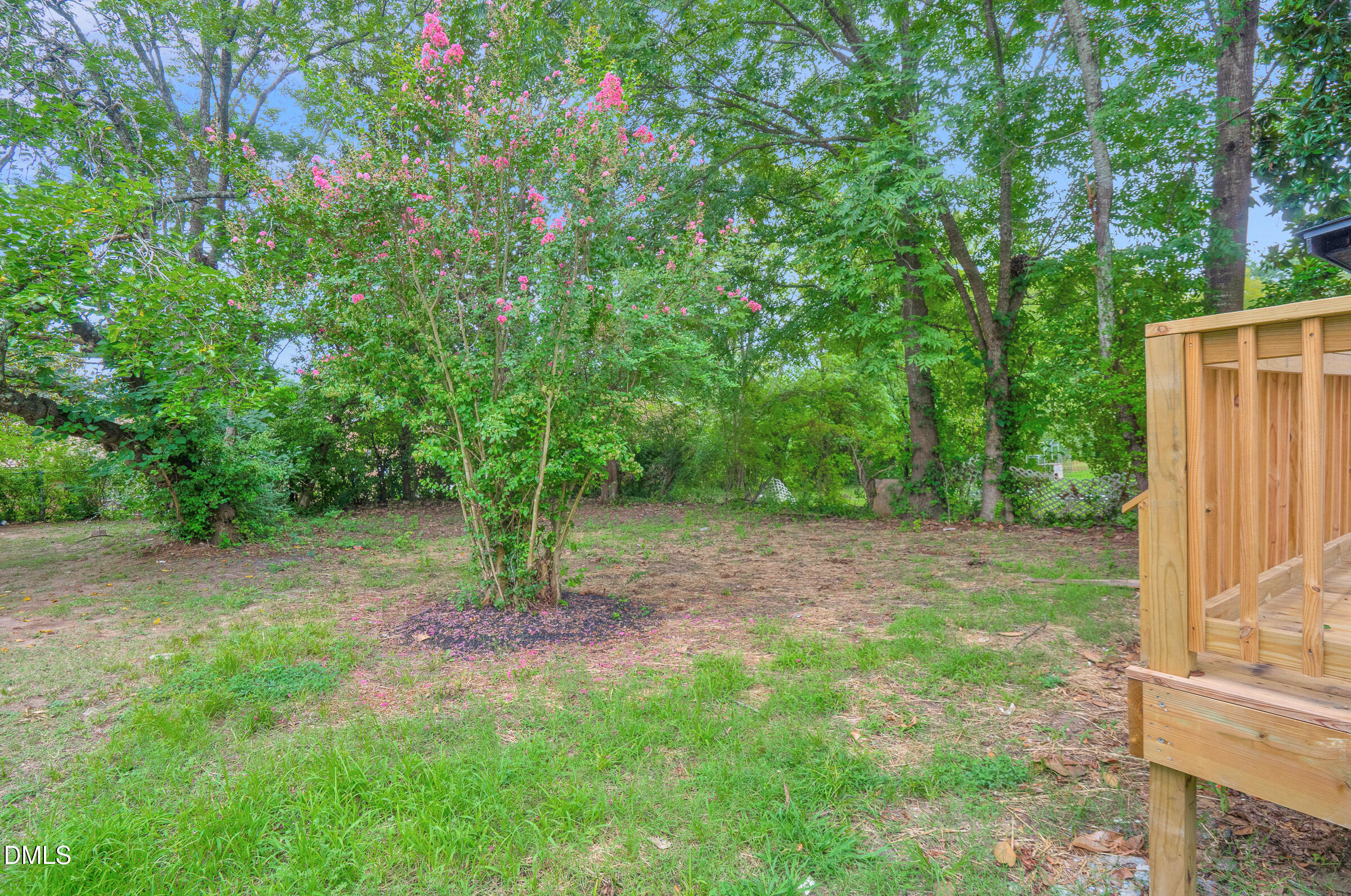 630 E Pine Avenue Property Photo 22