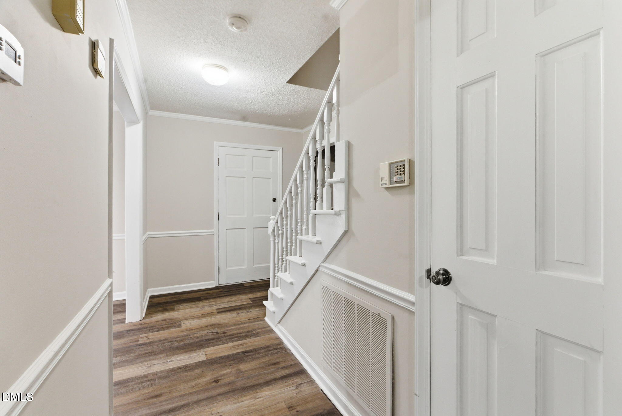 8217 Clear Brook Drive Property Photo 8