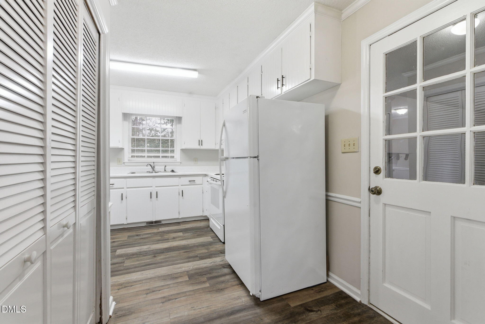8217 Clear Brook Drive Property Photo 16