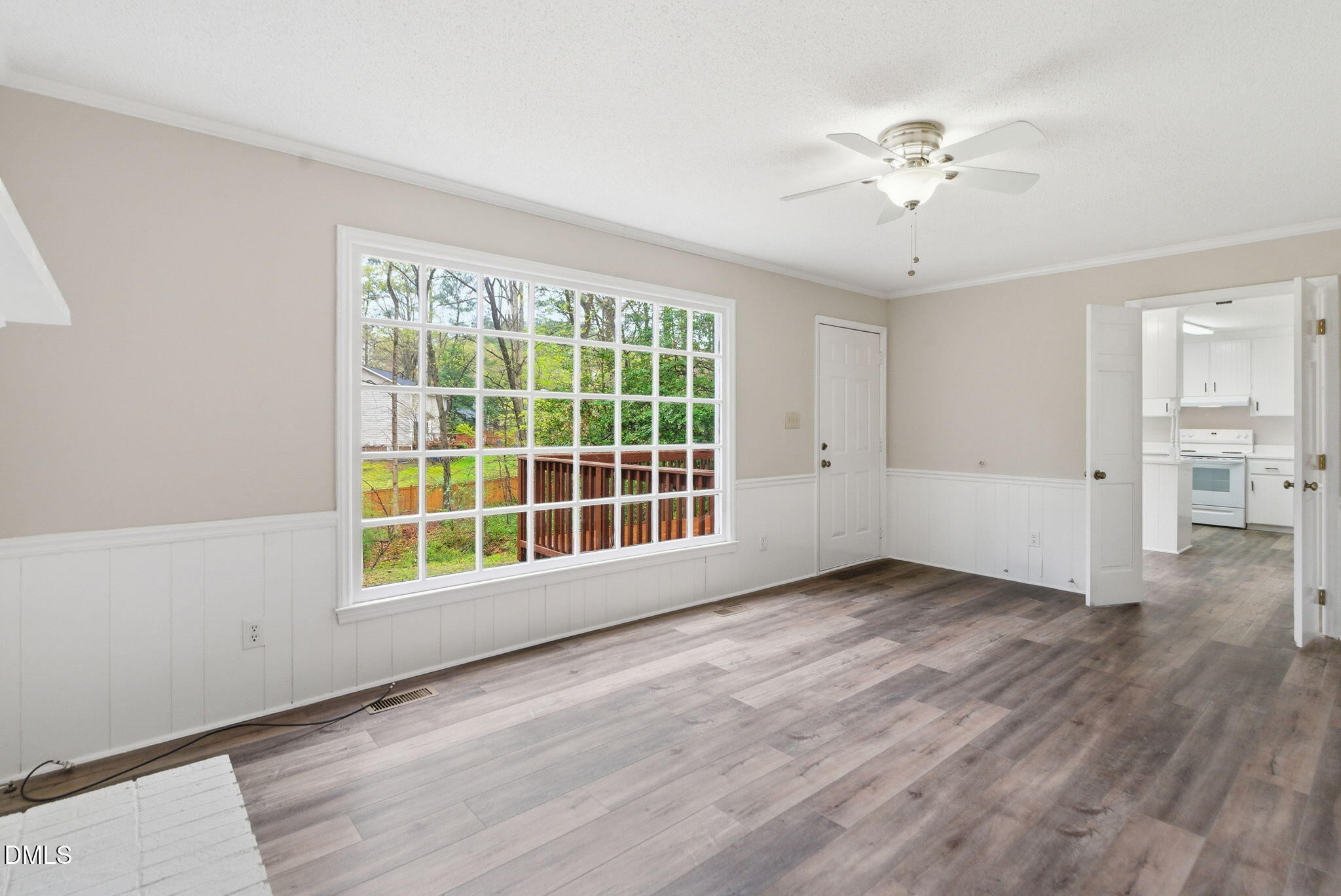 8217 Clear Brook Drive Property Photo 23