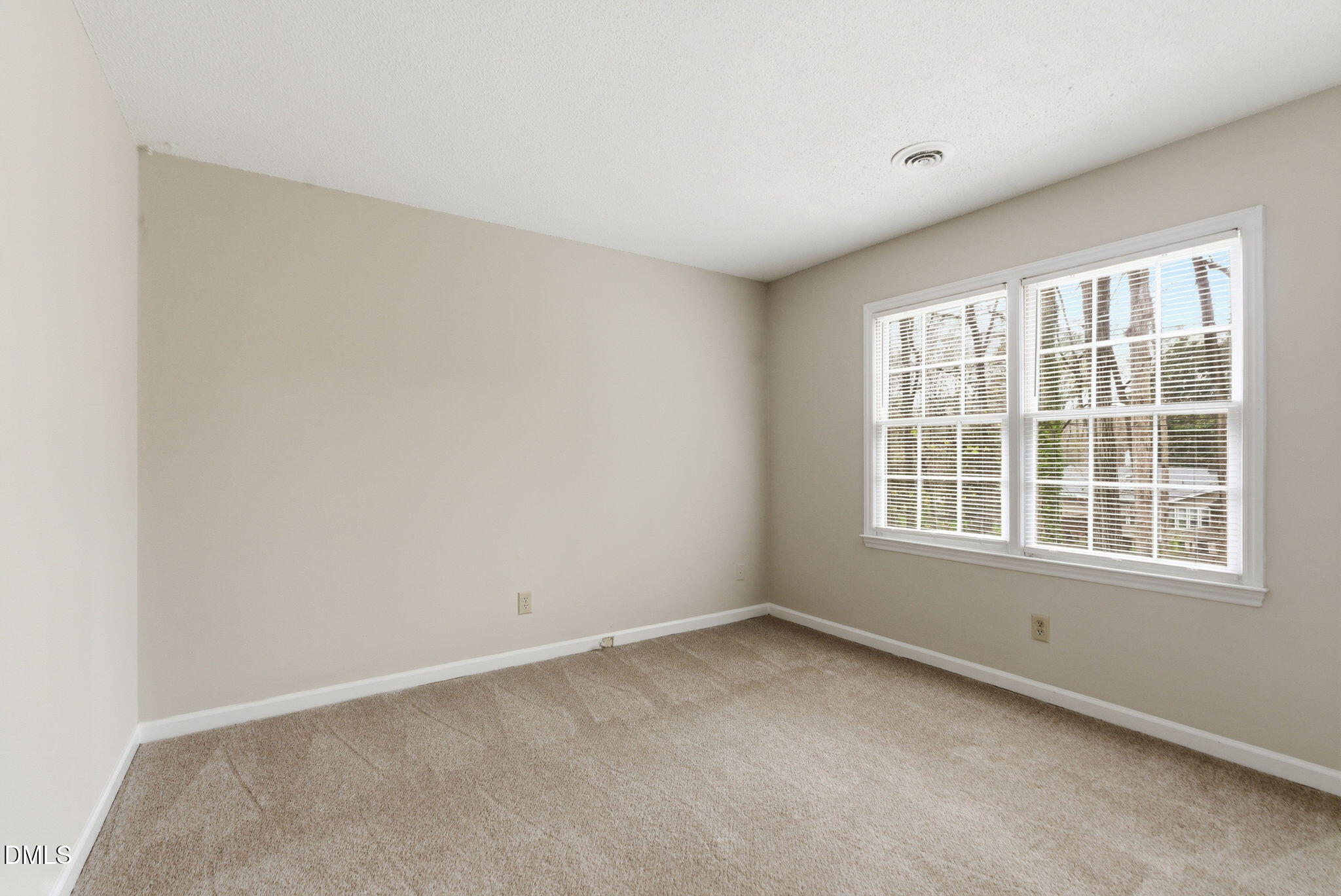 8217 Clear Brook Drive Property Photo 33