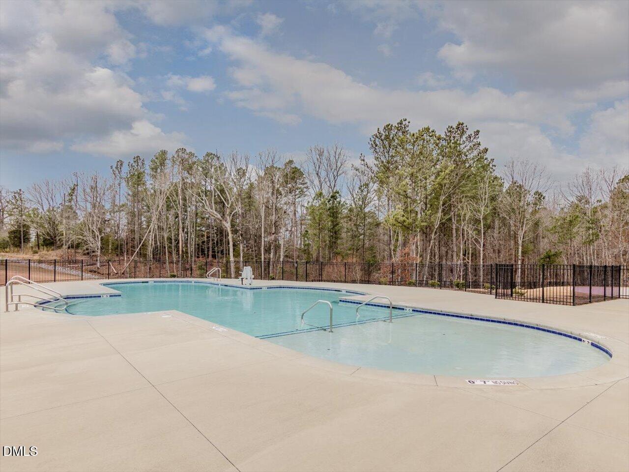 436 Cahors Trail Property Photo 32