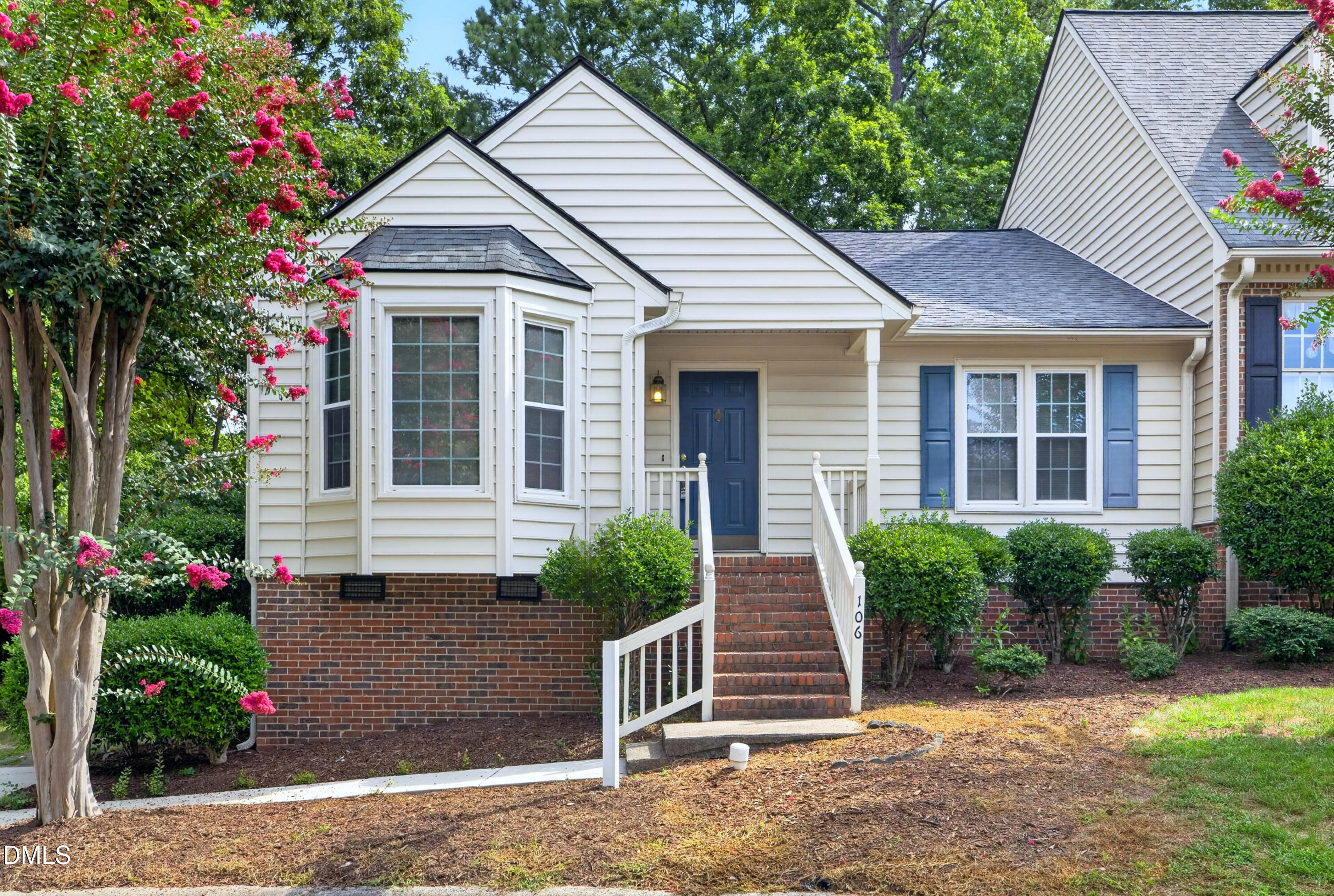 106 Altair Circle Property Photo 1