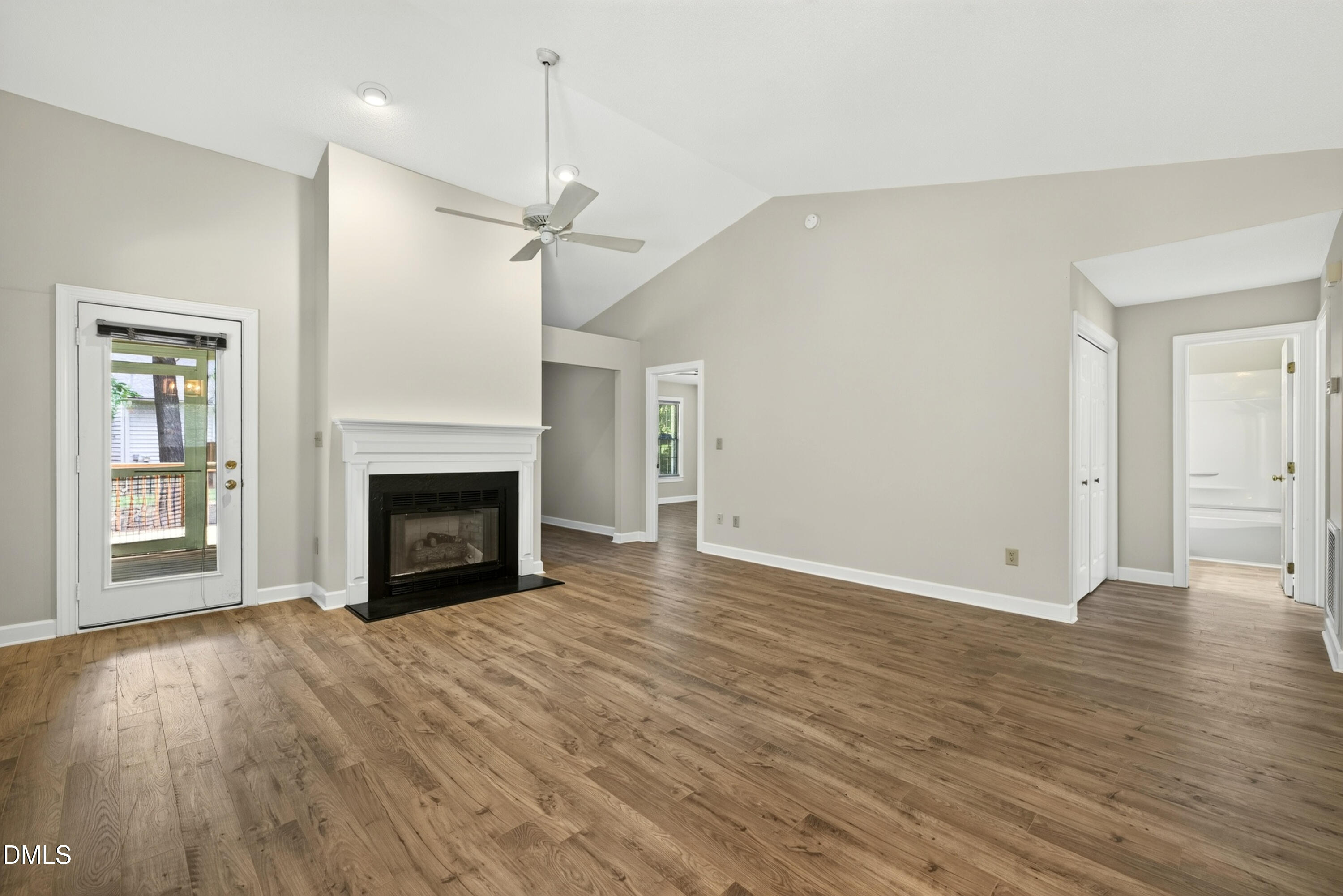 106 Altair Circle Property Photo 5