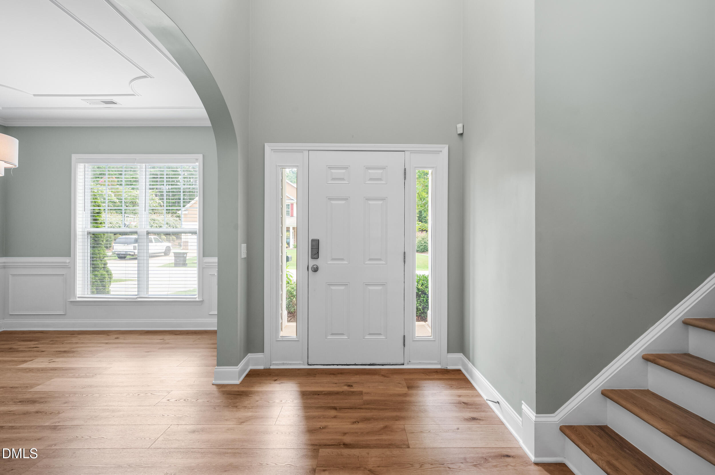 6928 Rex Road Property Photo 4