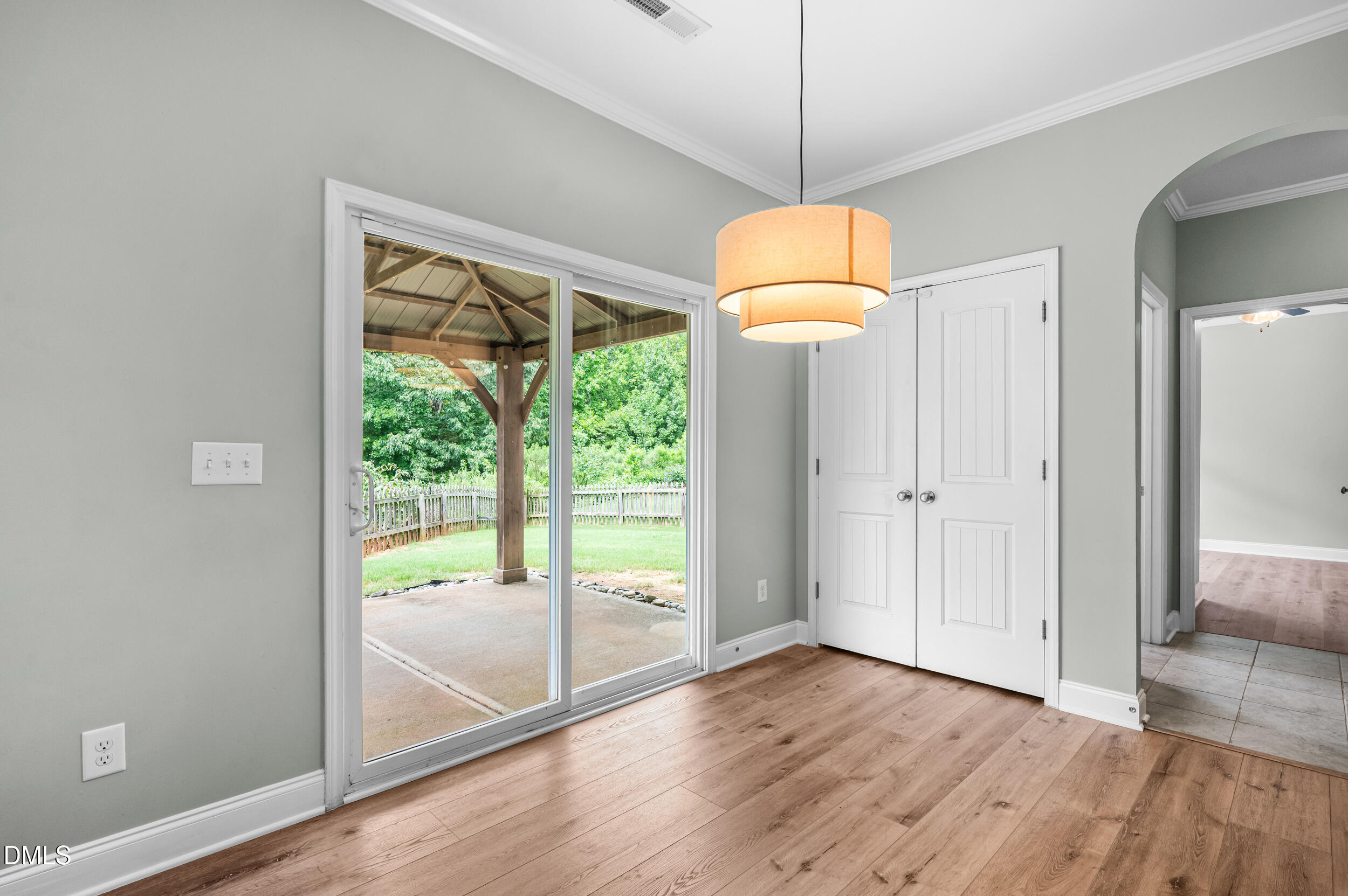 6928 Rex Road Property Photo 13