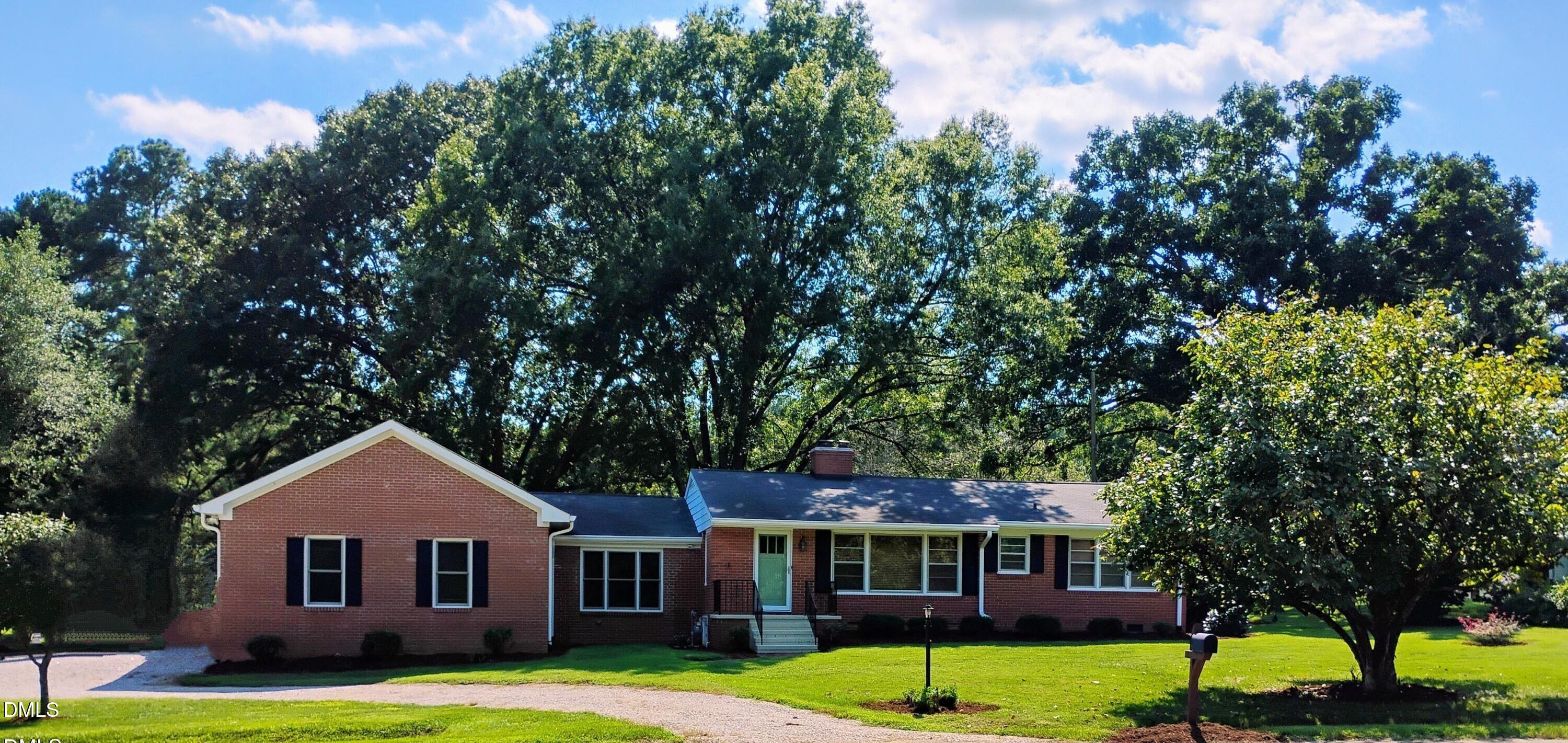 6121 Yates Mill Pond Road Property Photo 1