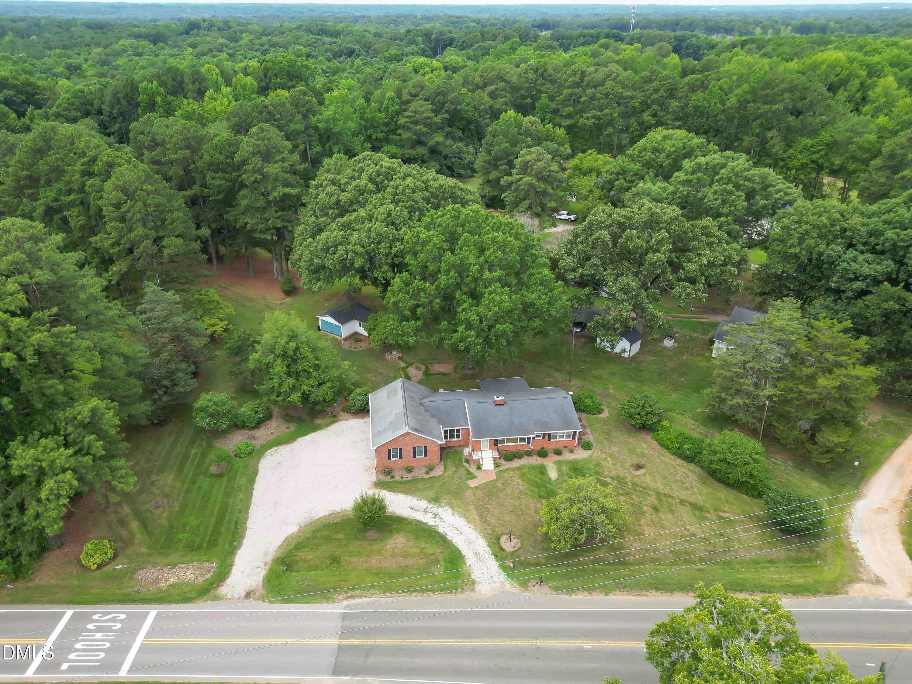 6121 Yates Mill Pond Road Property Photo 2