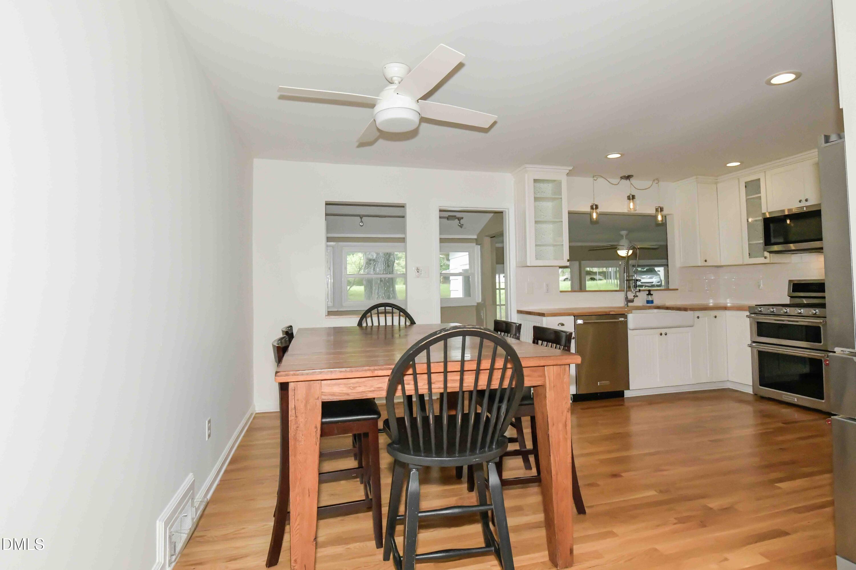 6121 Yates Mill Pond Road Property Photo 5