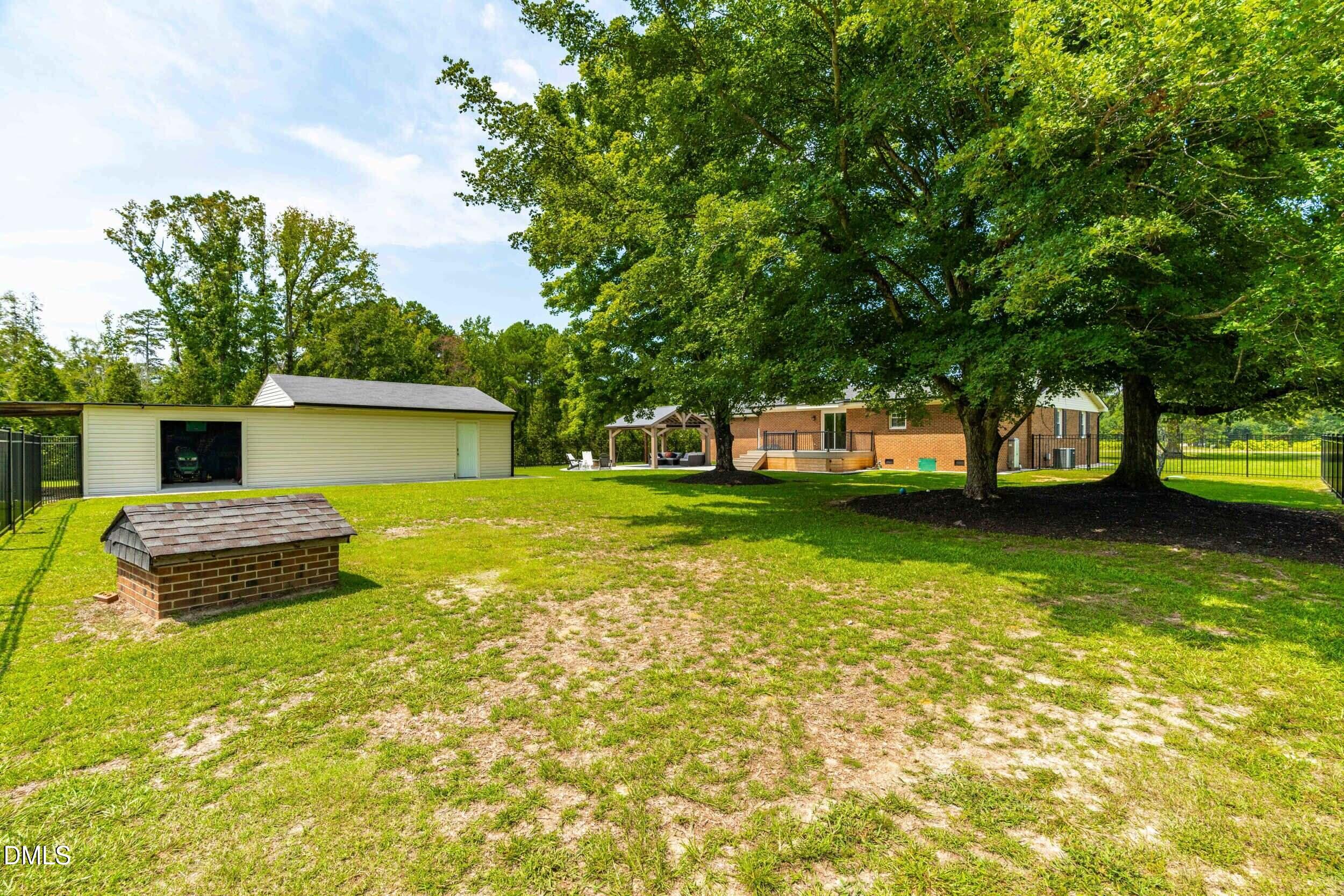 2331 Twin Acres Road Property Photo 32