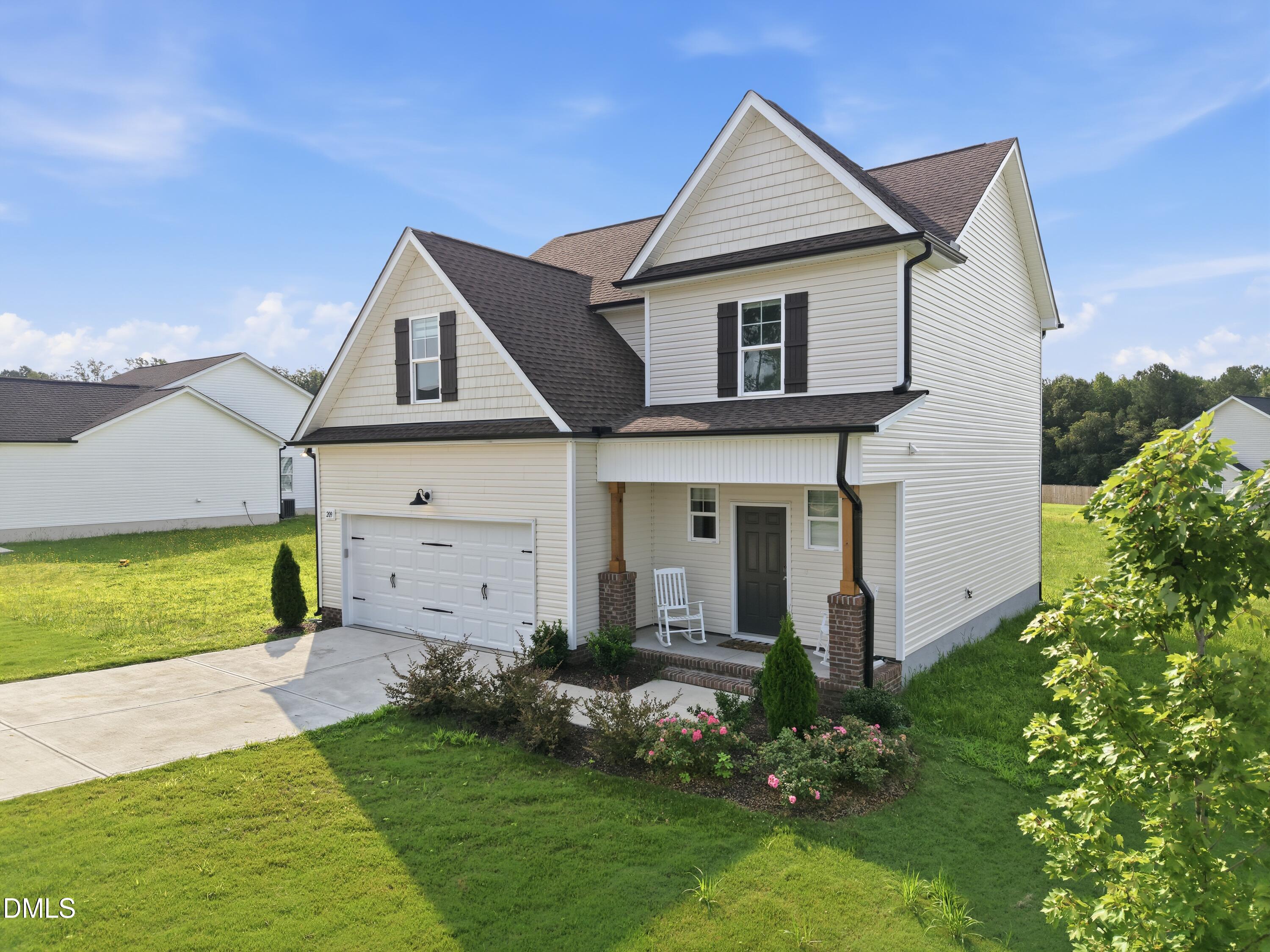 209 Danube Drive Property Photo 3