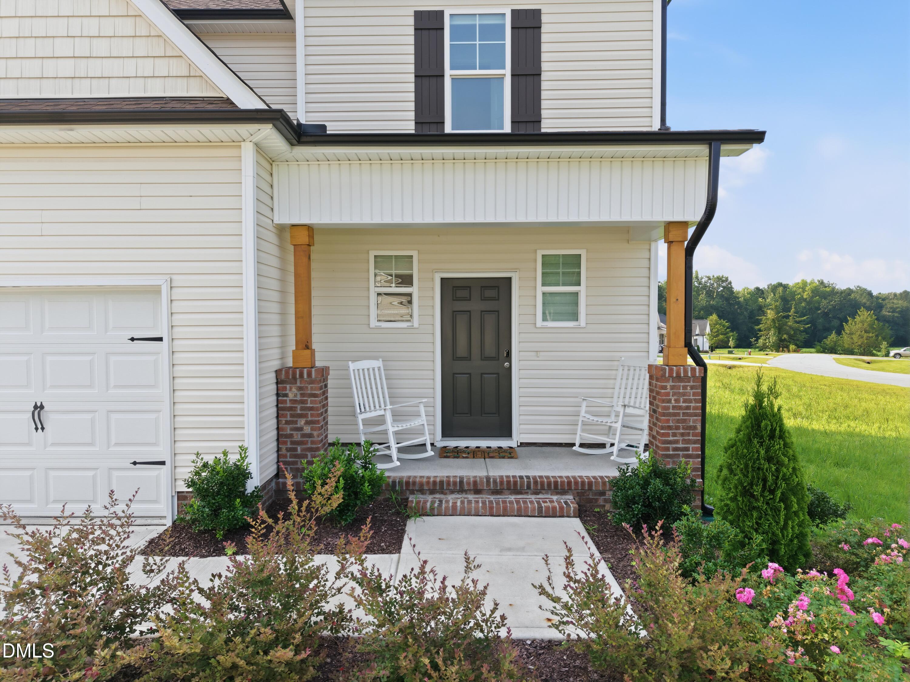 209 Danube Drive Property Photo 4