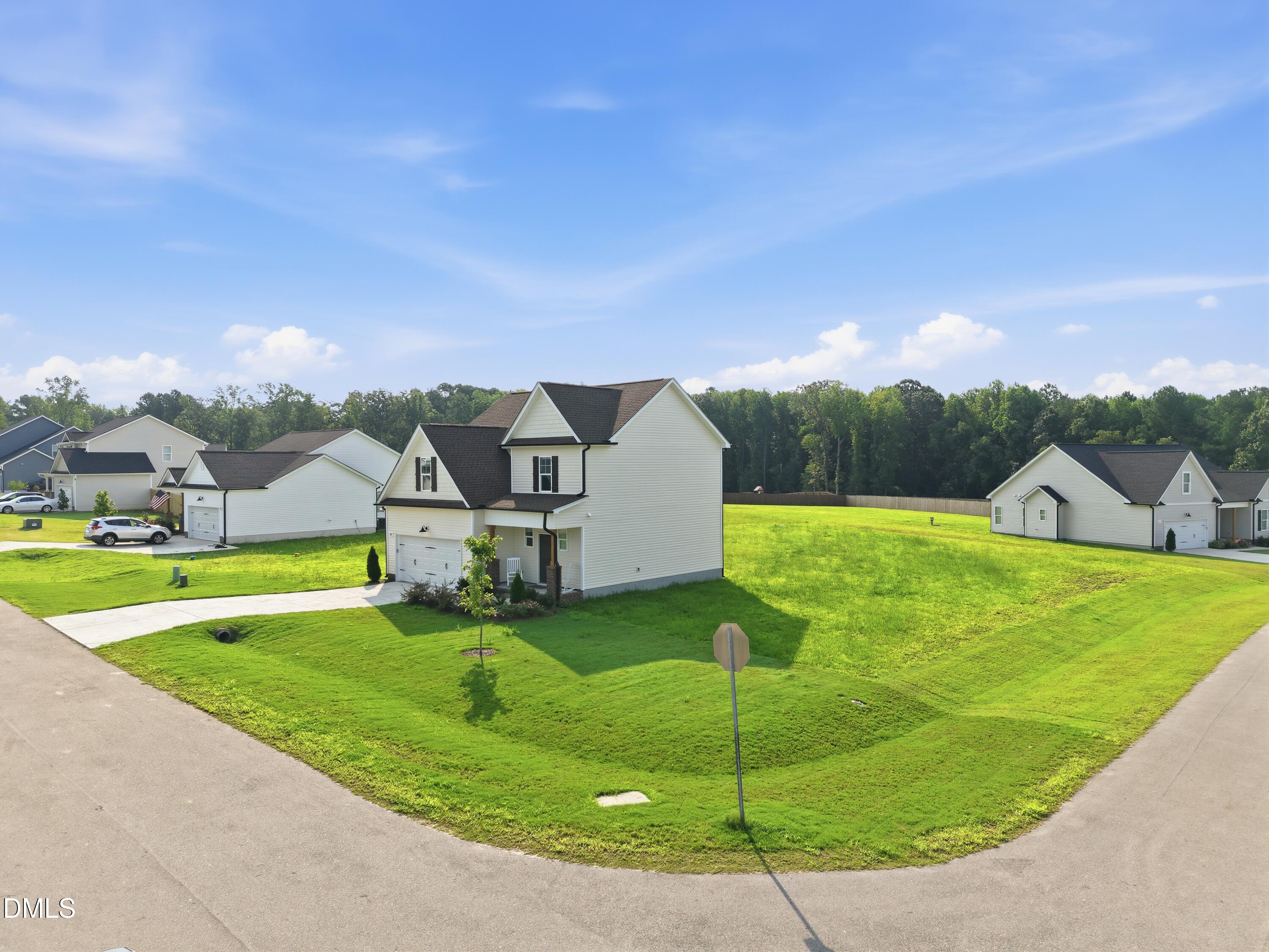 209 Danube Drive Property Photo 8