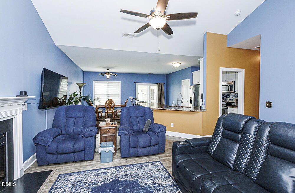 4324 Bristlecone Drive Property Photo 5