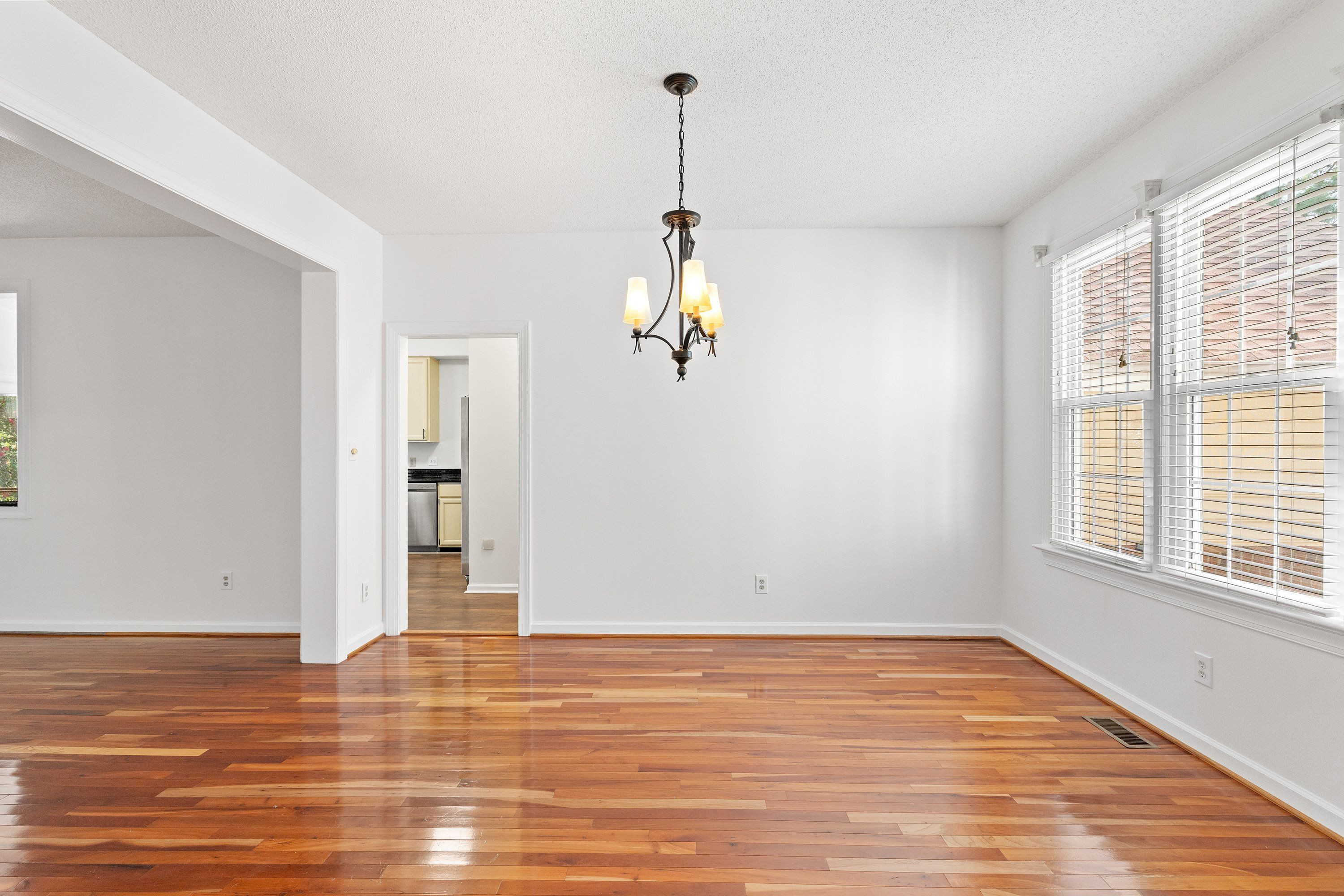 4933 Harbour Towne Drive Property Photo 10