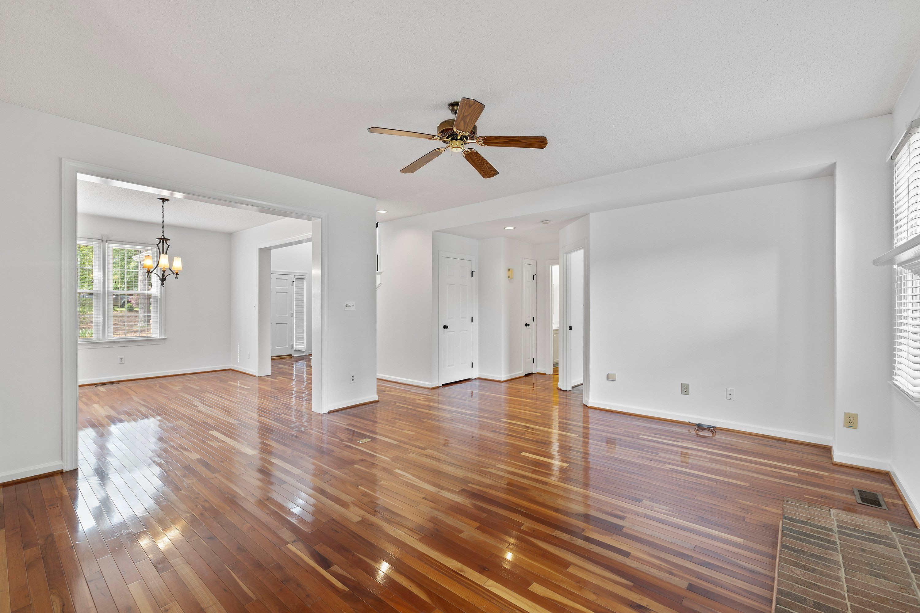 4933 Harbour Towne Drive Property Photo 11