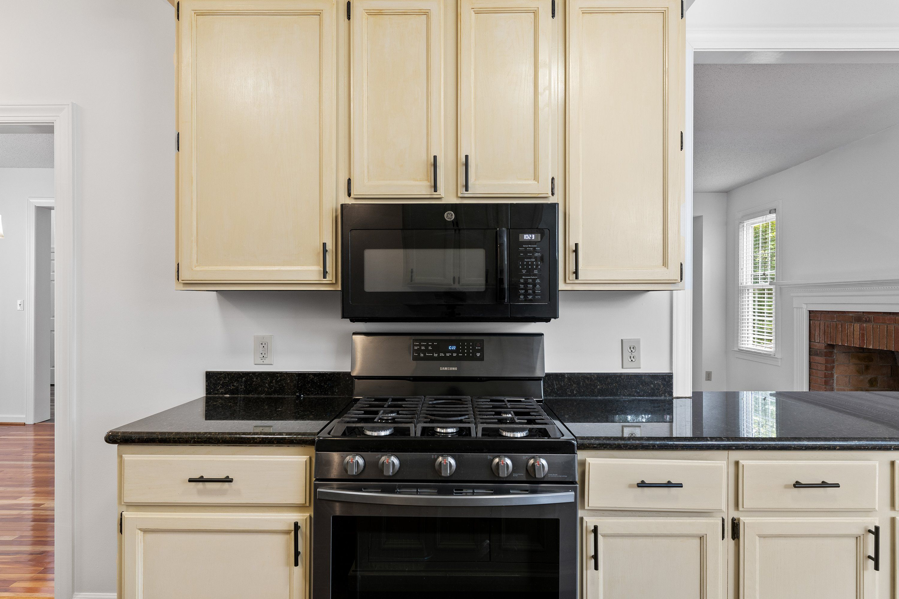 4933 Harbour Towne Drive Property Photo 23
