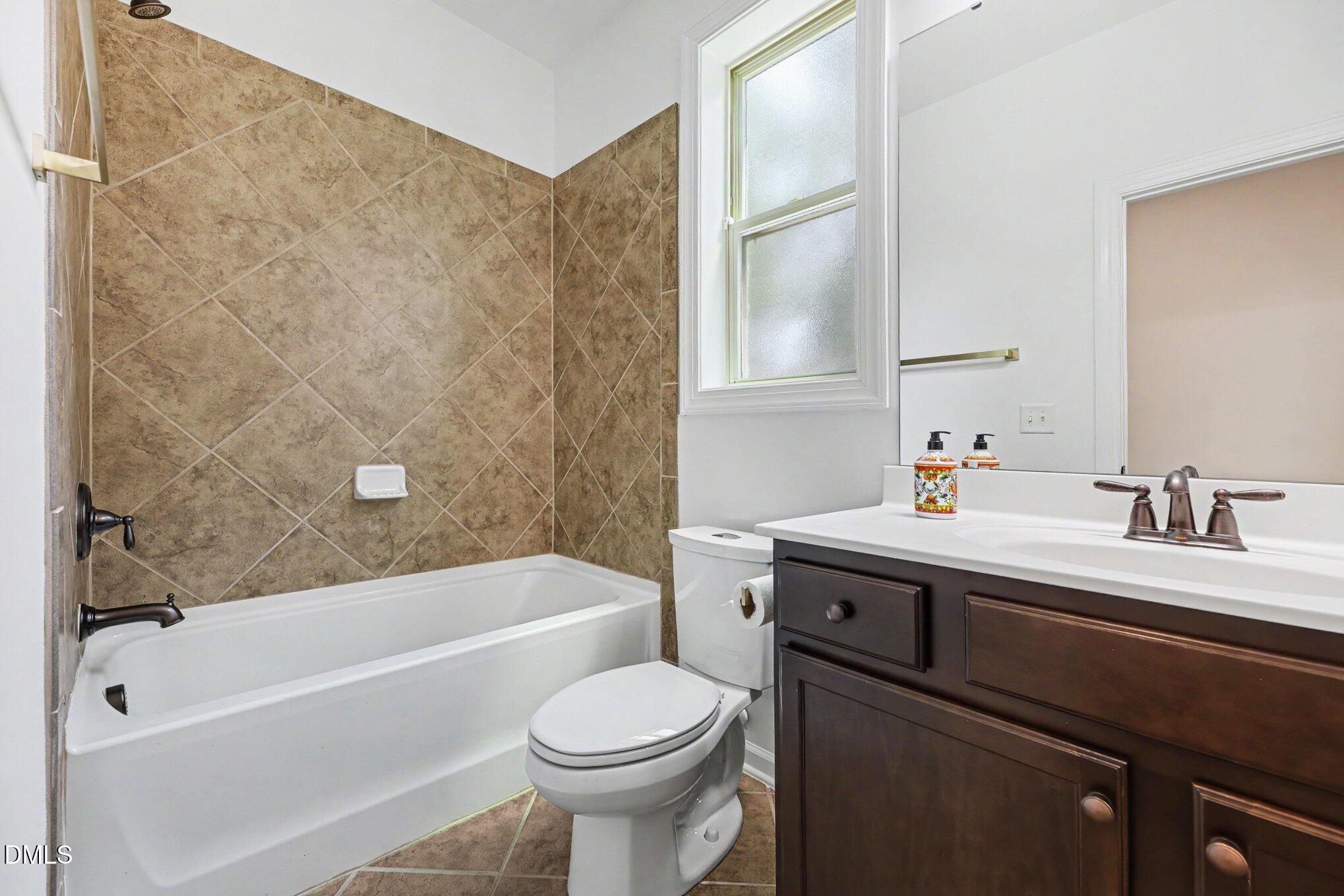 849 Rymark Court Property Photo 19