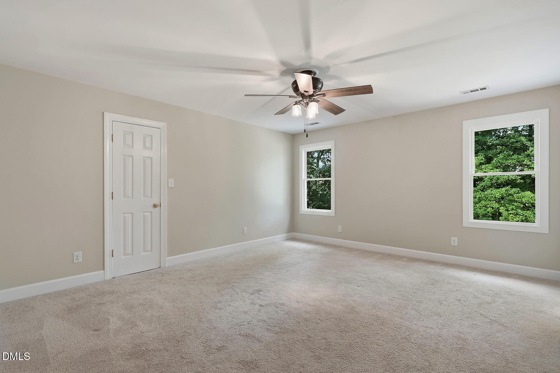 9712 Astor Court Property Photo 17