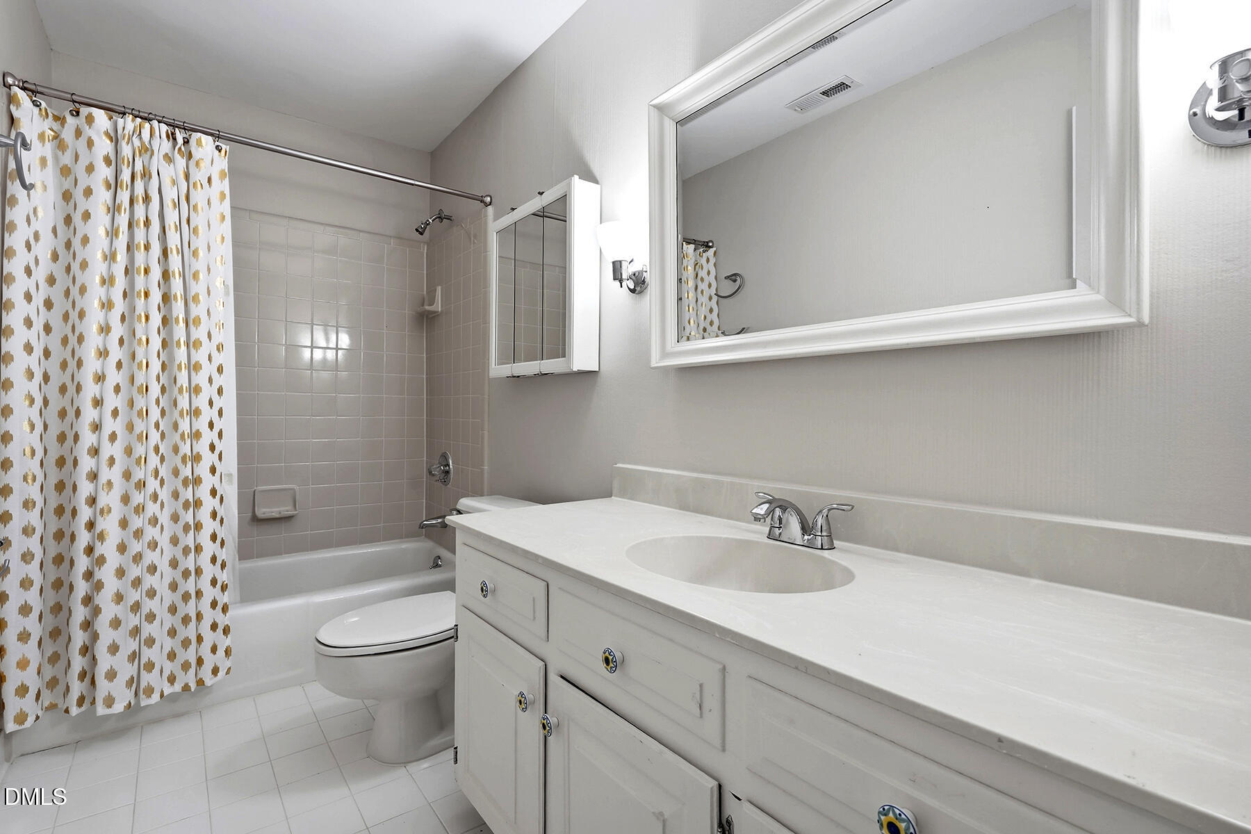 9712 Astor Court Property Photo 25