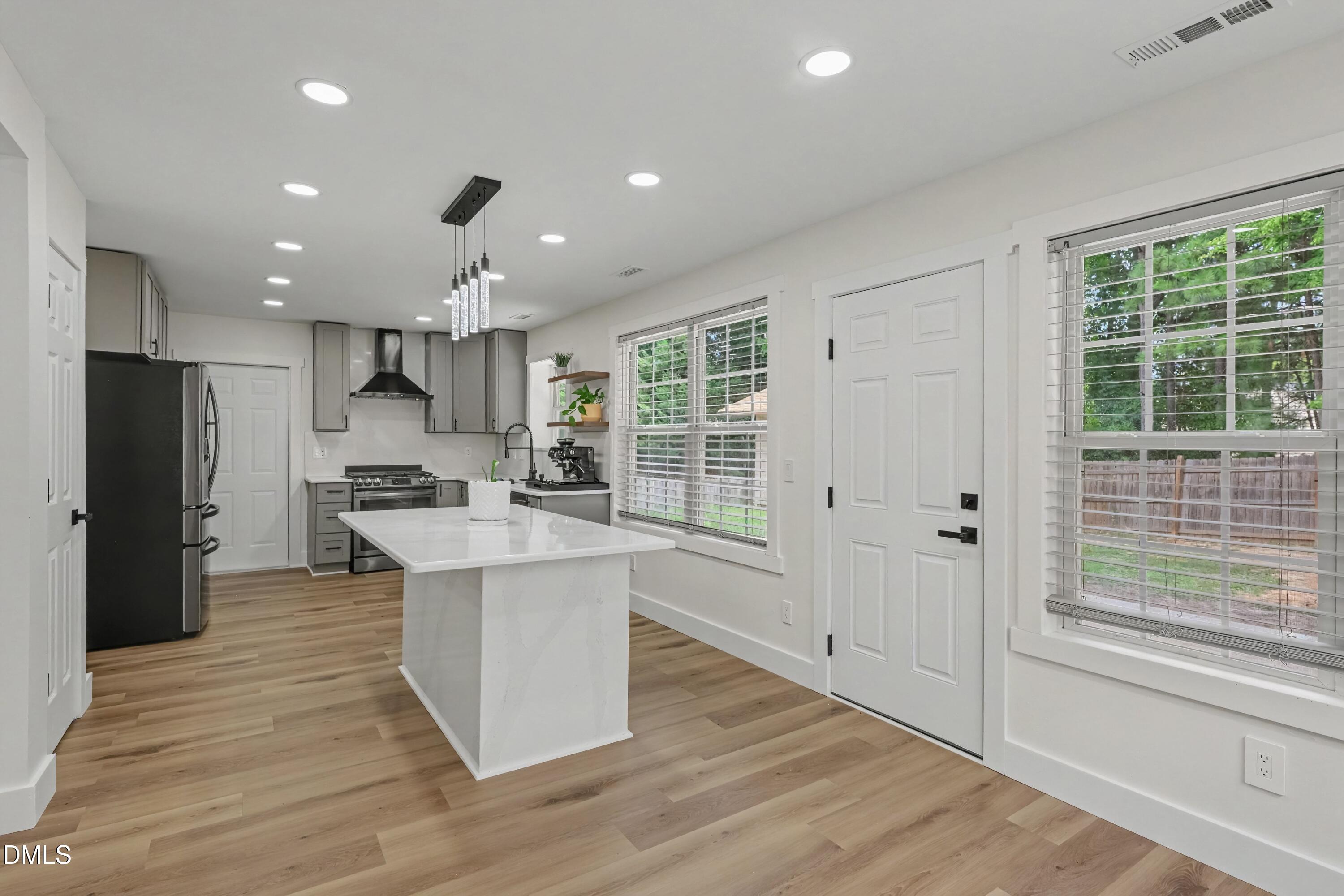 307 Ridge Lake Drive Property Photo 10